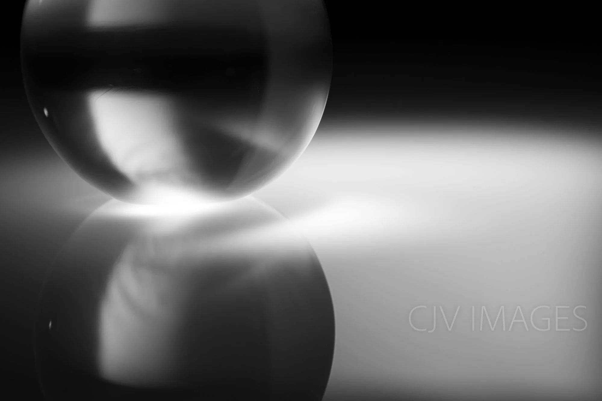 GLASS- GLOBES BW #1350