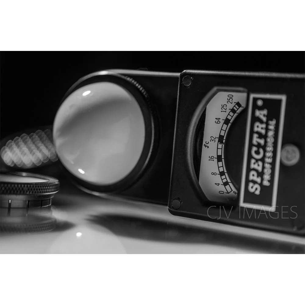 ELECTRONICS- LIGHT METERS- SPECTRA BW #0943.jpg