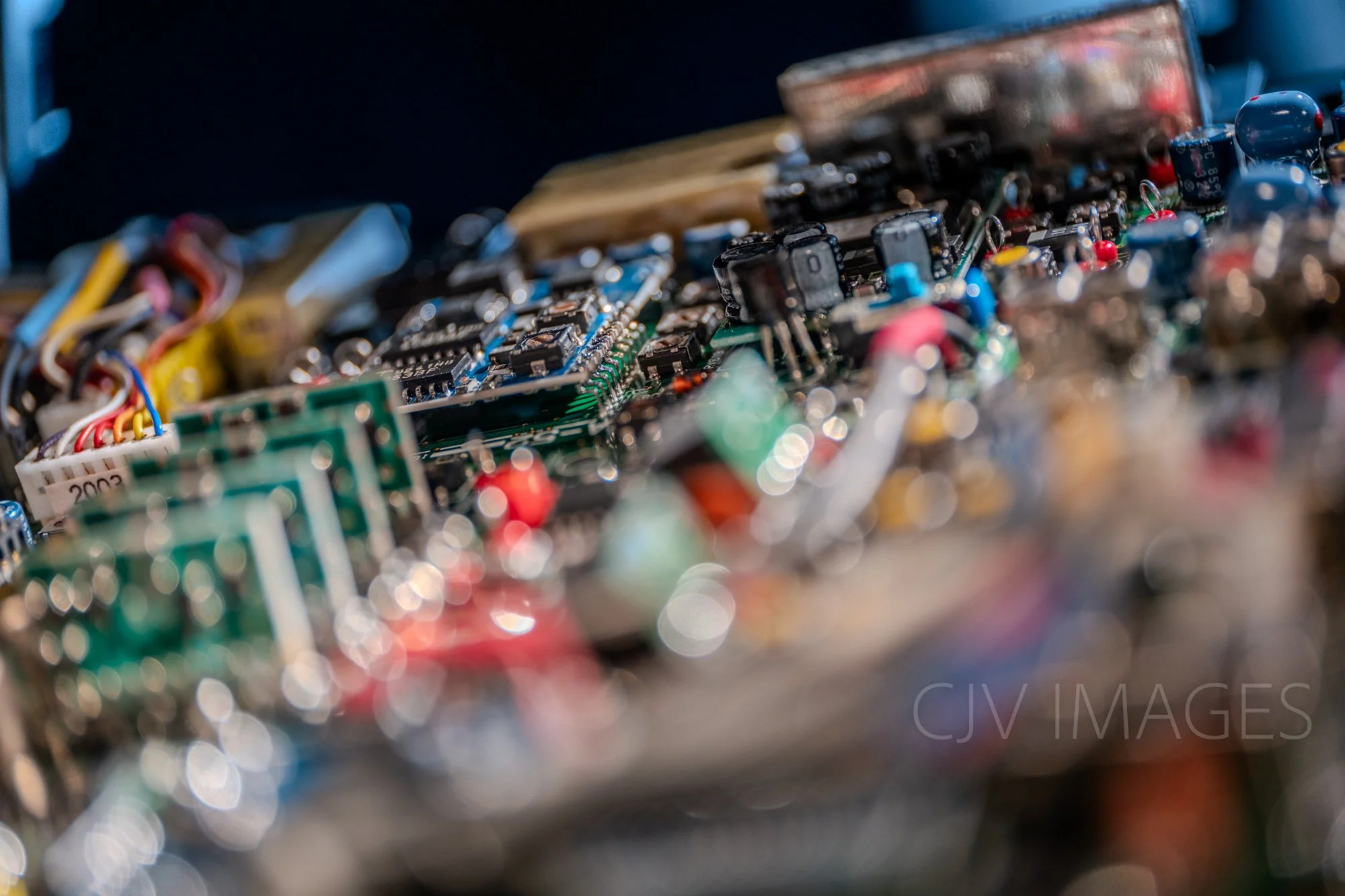 ELECTRONICS- SONY BVV-5 #1177