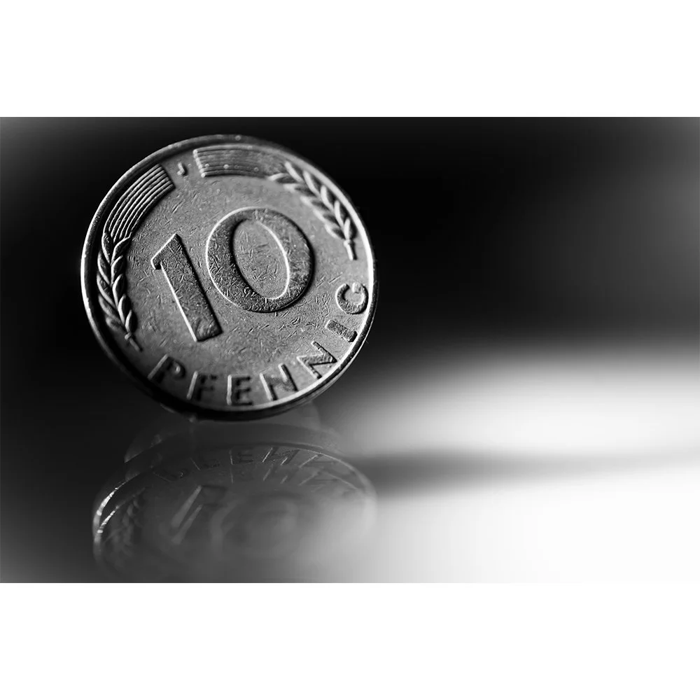 CURRENCY- DEUTSCH PFENNIG FRONT #0687 bw