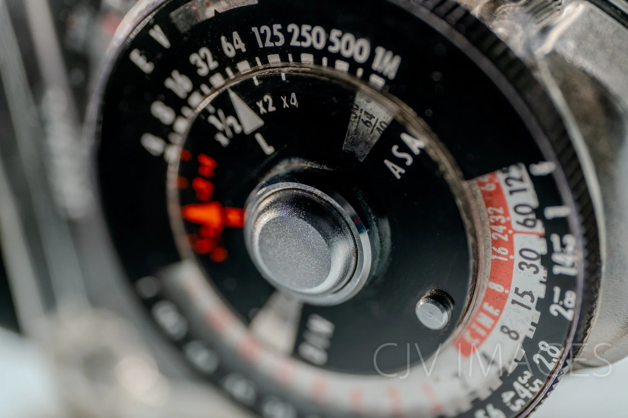 ELECTRONICS- LIGHT METERS- SEKONIC #1010
