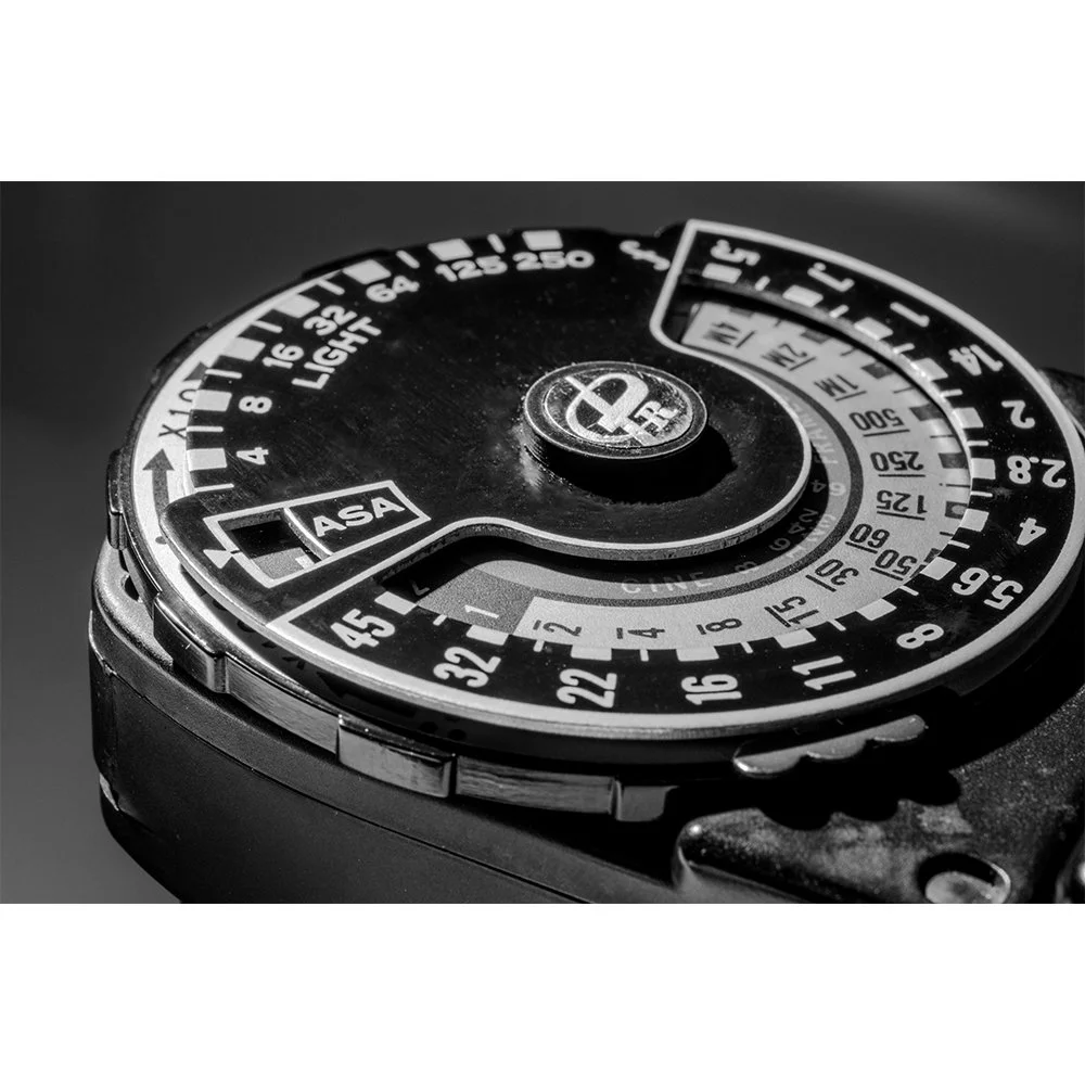ELECTRONICS- Light Meter Spectra- #0980 BW