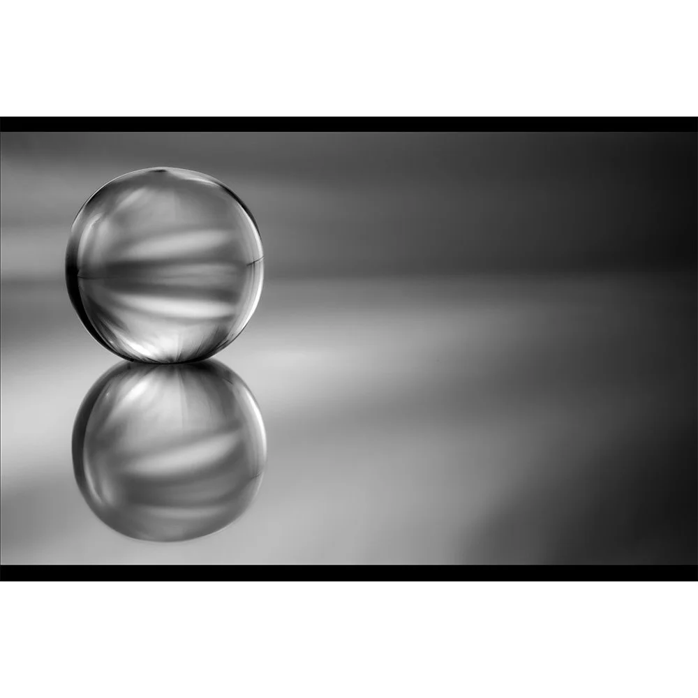 GLASS- Glass Globe #5264 Black and White