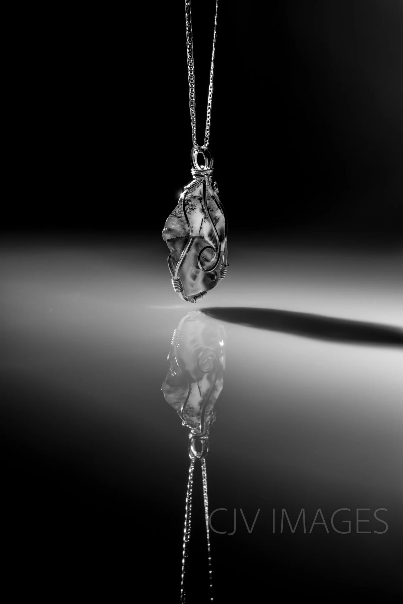 STONES- TRANSLUCENT WARSAW NECKLACE bw ##0347