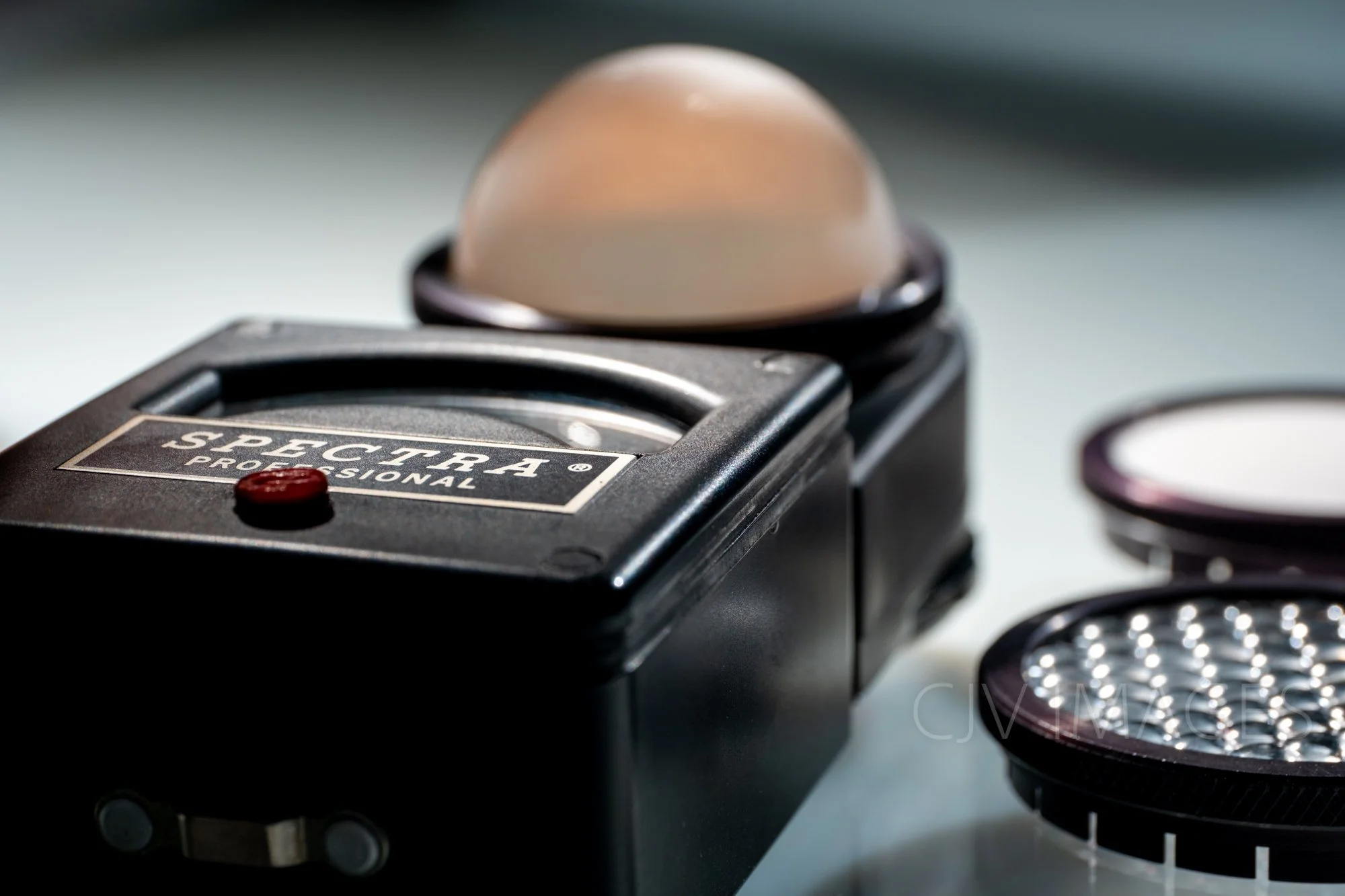 ELECTRONICS- LIGHT METERS- SPECTRA #0955
