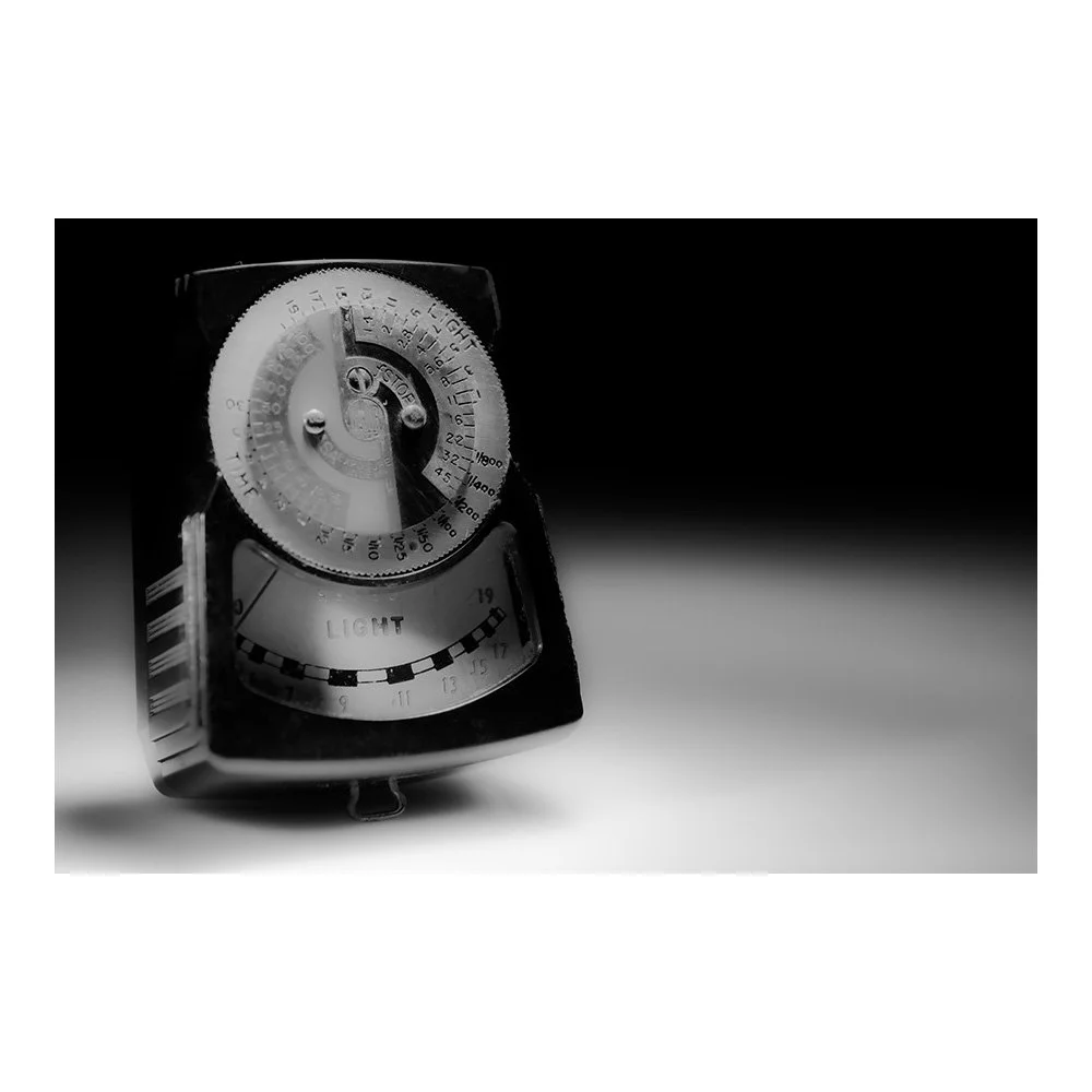Light Meter Dejur 1029 BW-Web.jpg
