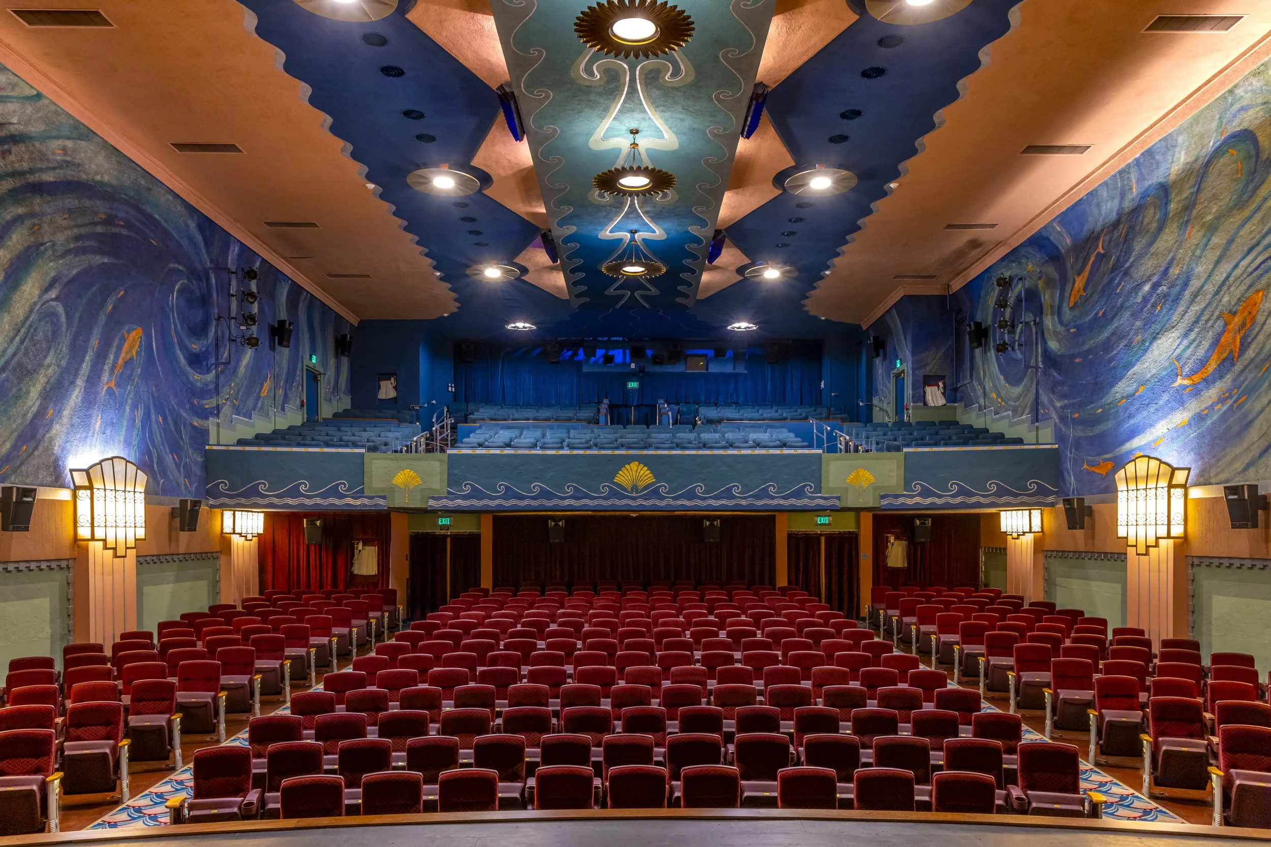 Main-Theater-0270.jpg