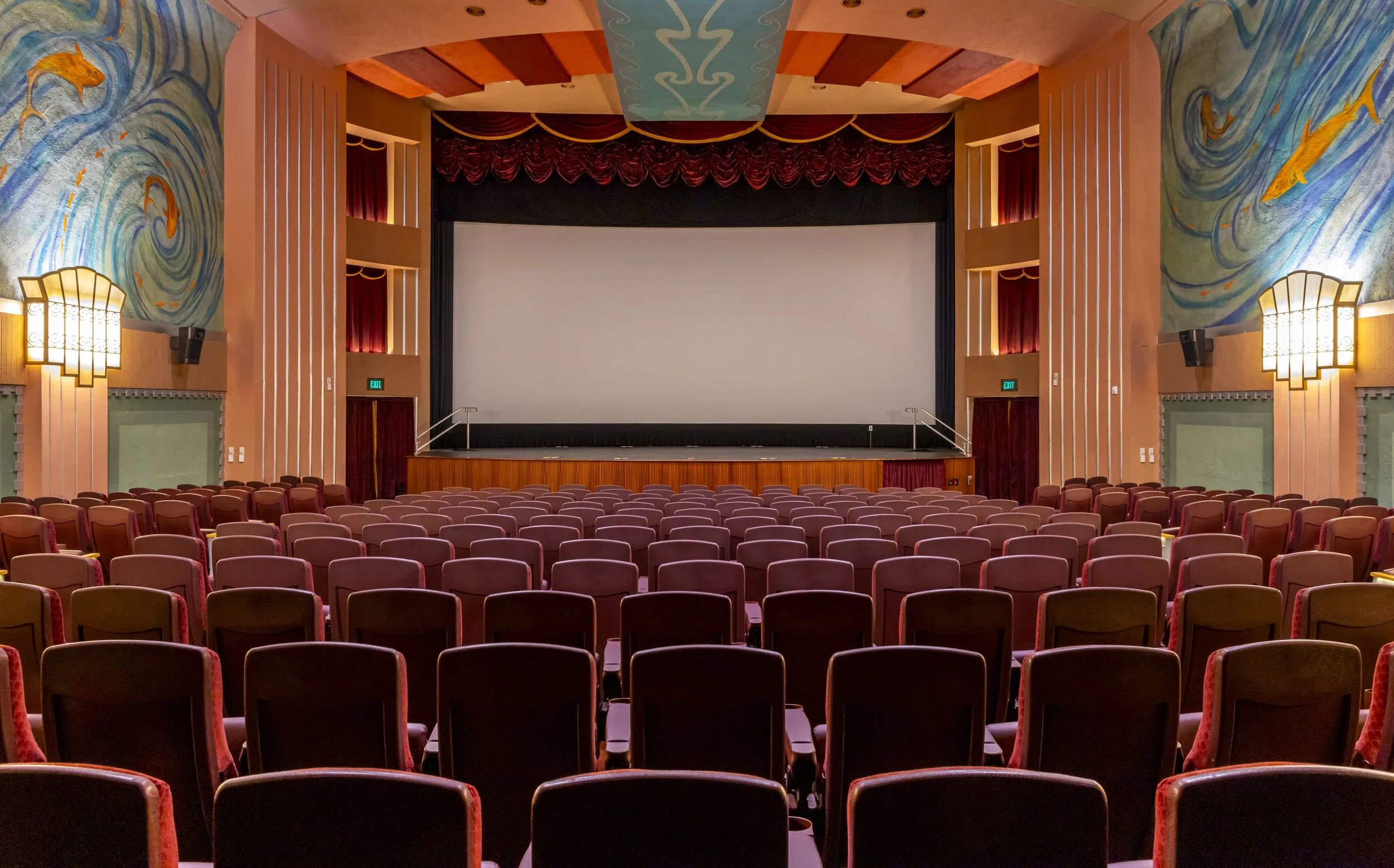 Main-Theater-Back-0244.jpg