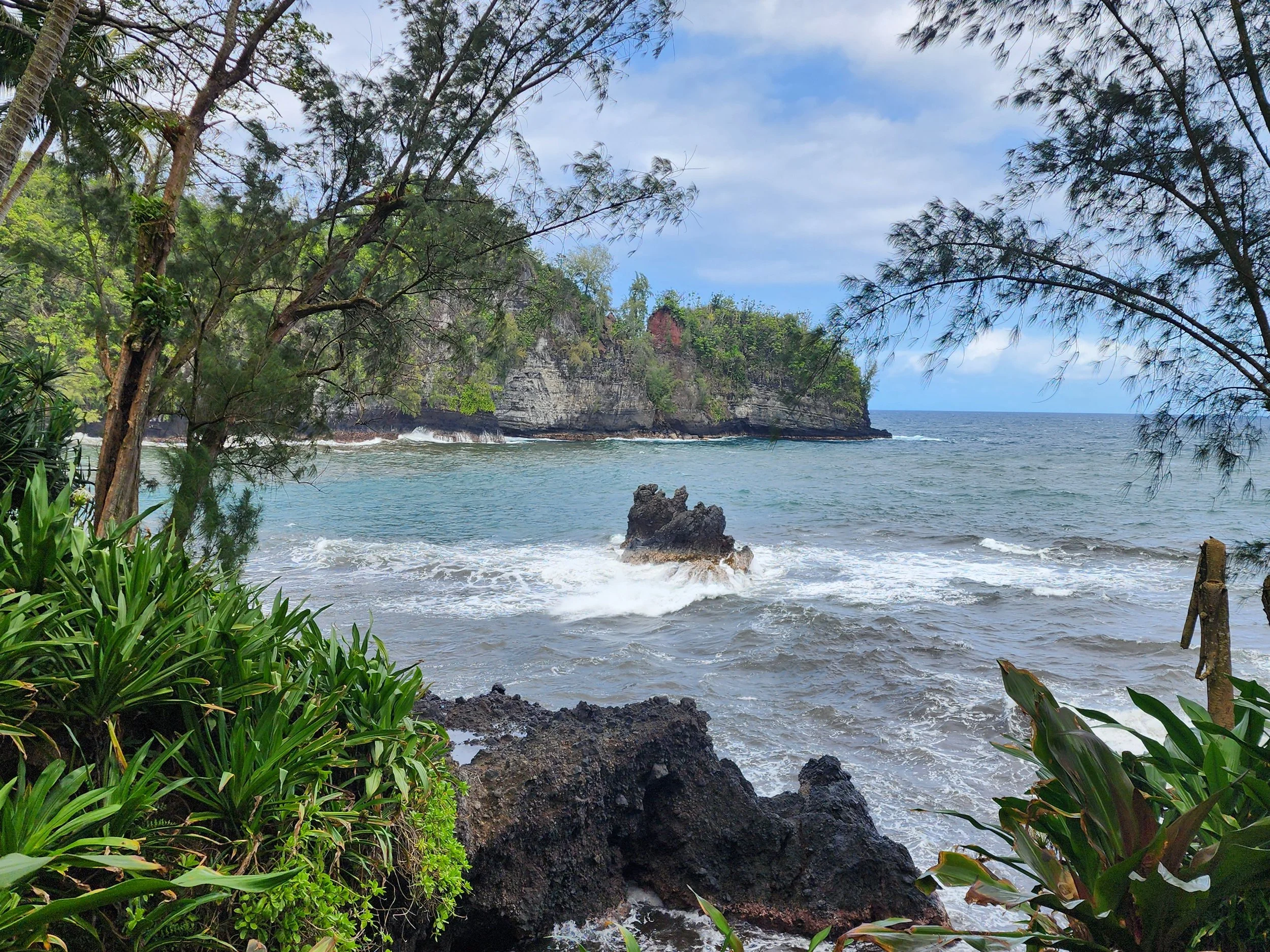 Onomea Bay