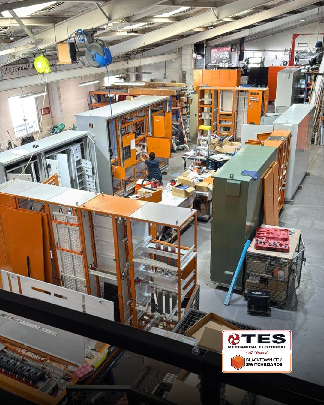 Welcome to TES Mechanical Electrical HQ 🔧
Where innovation, safety, and teamwork come together daily to bring projects to life.

From design benches to custom switchboard assembly and every detail in between, our warehouse is the engine room behind 