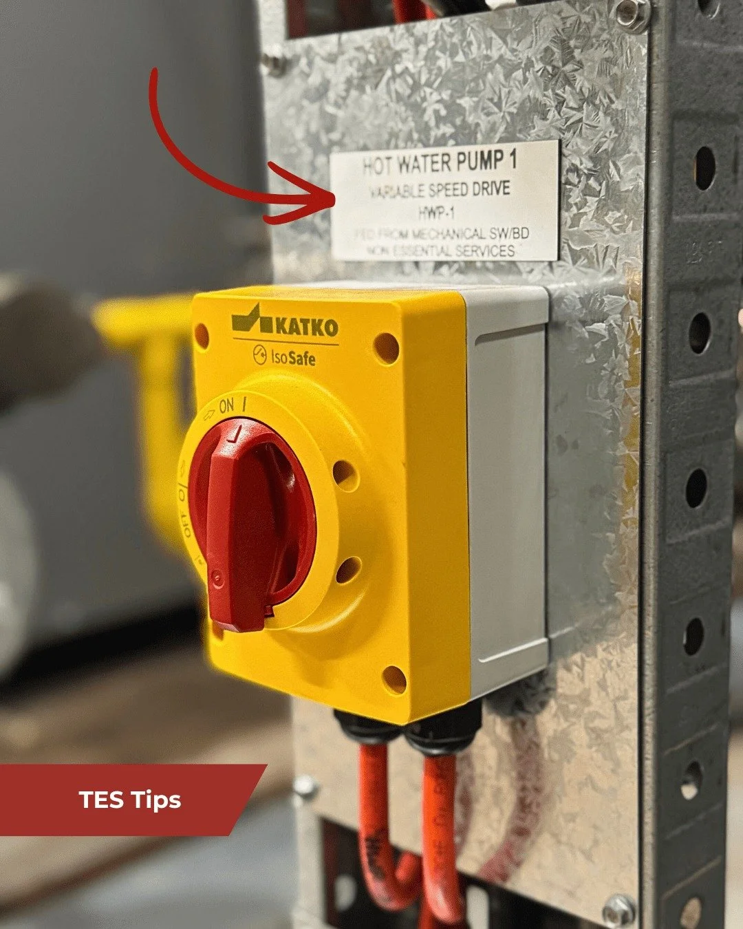 Correct labels make it clear where equipment is fed from, what it controls, and whether it is essential or non-essential. ⚠️

✔️ That matters for safety, maintenance, fault finding, and emergency response. When things go wrong, clear labels save time