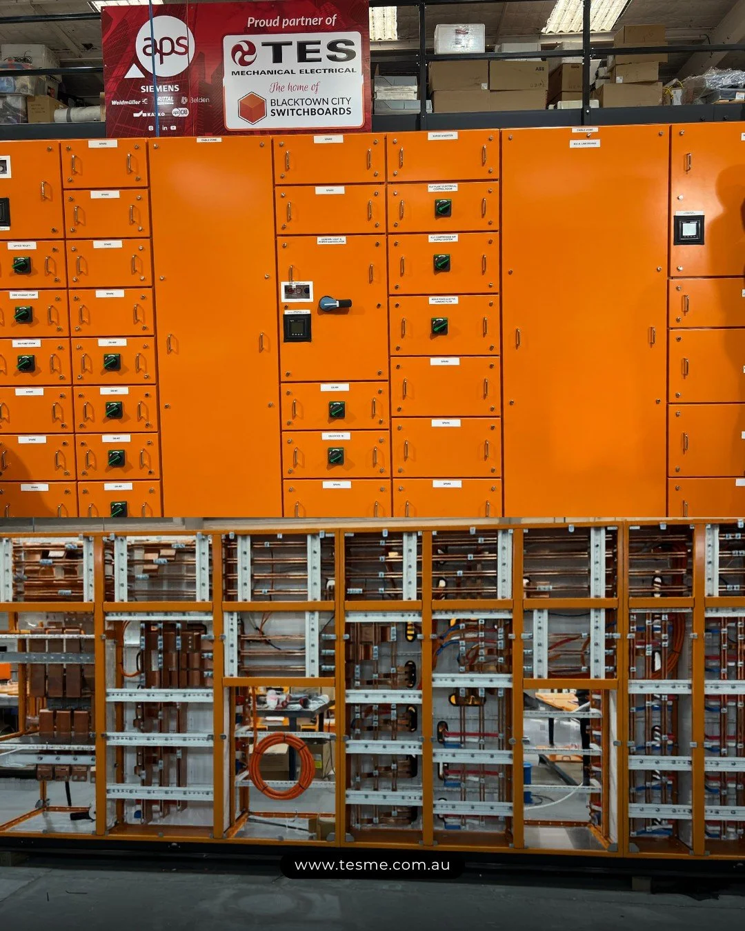 Engineered for versatility and built to withstand the harshest environments 

Our custom switchboards are designed to deliver optimal safety and installation flexibility across a wide range of industrial applications. 
Offering complete internal sepa