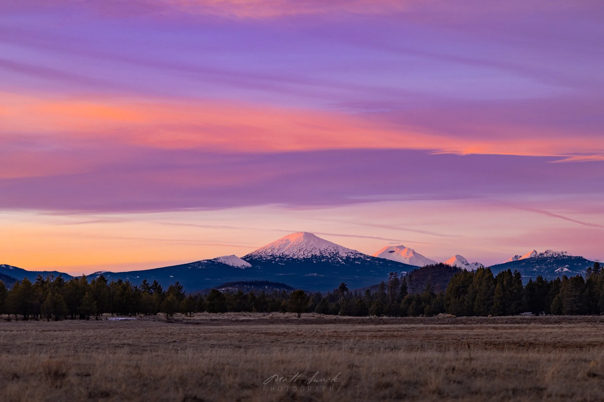 Gorgeous Sunset Over The Central Cascade Mountains from La Pine, Oregon   