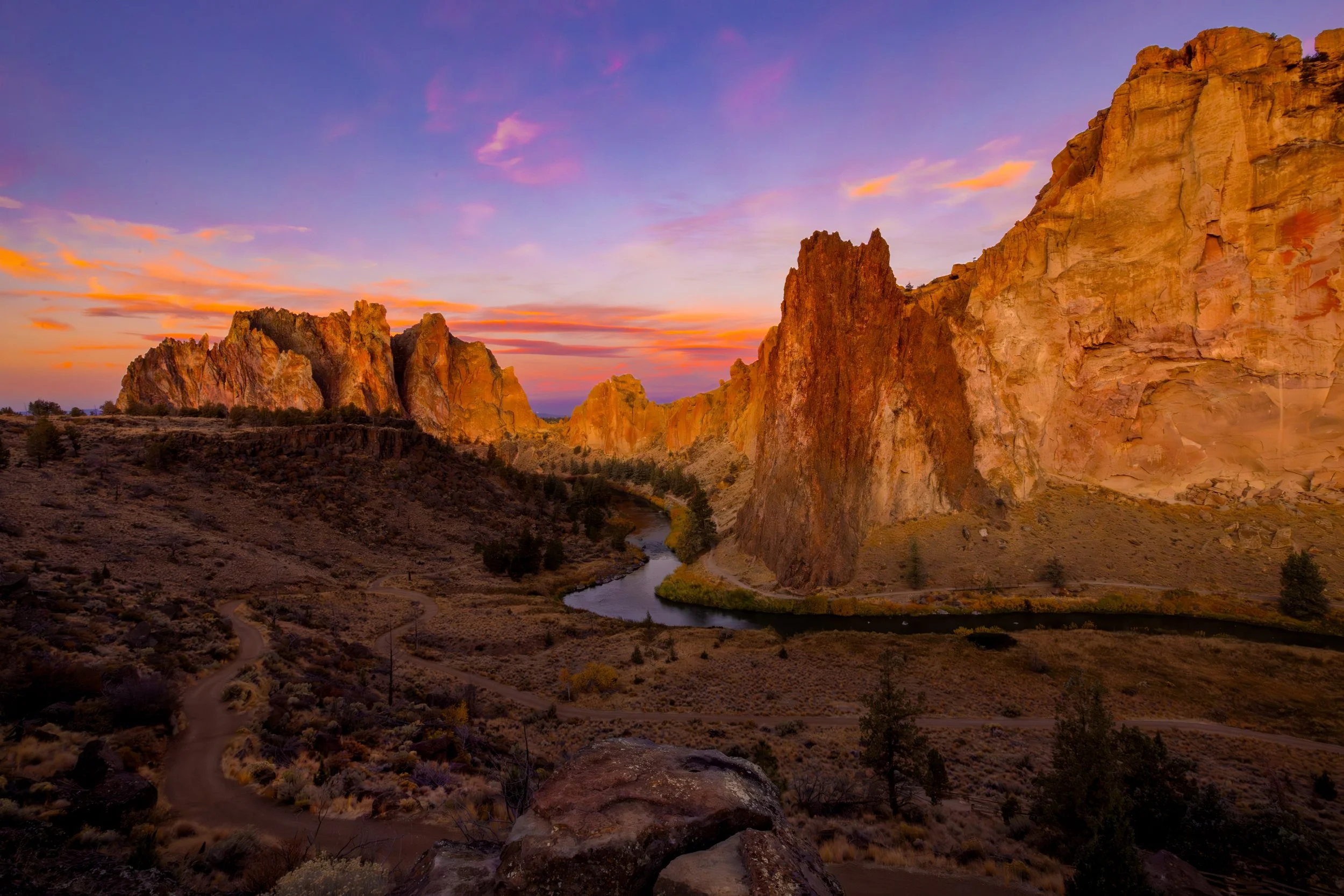 Soaring Over Oregon’s Smith Rock | Relaxing Nature Escape
