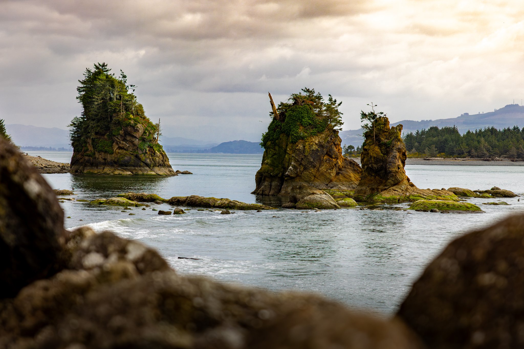 The incredibly beautiful Three Graces along the Oregon Coast   