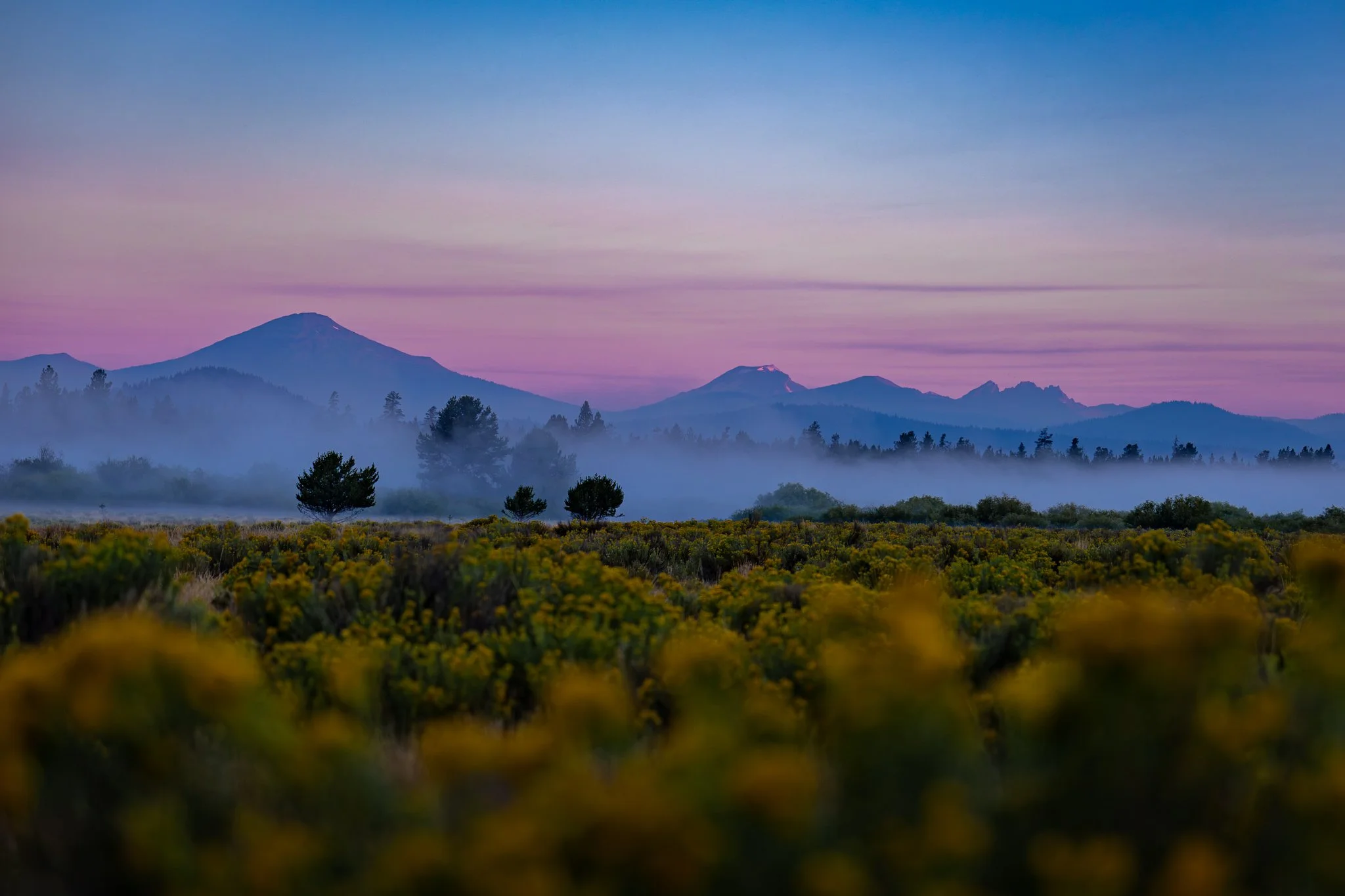  Foggy sunrise over the Central Cascades in Oregon   
