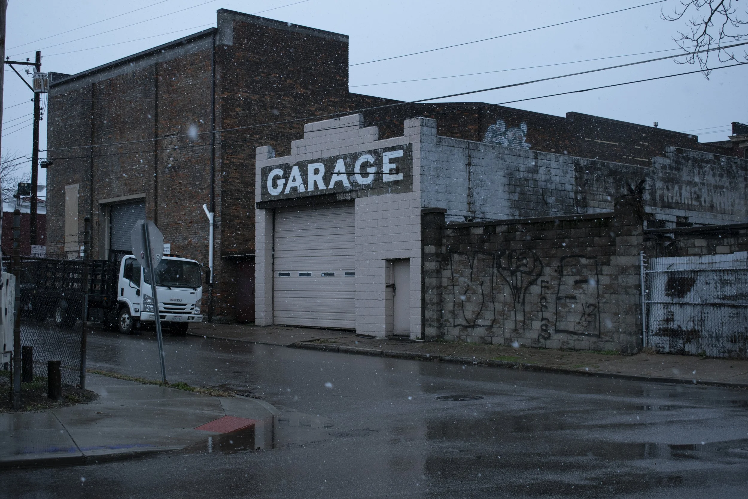 GARAGE