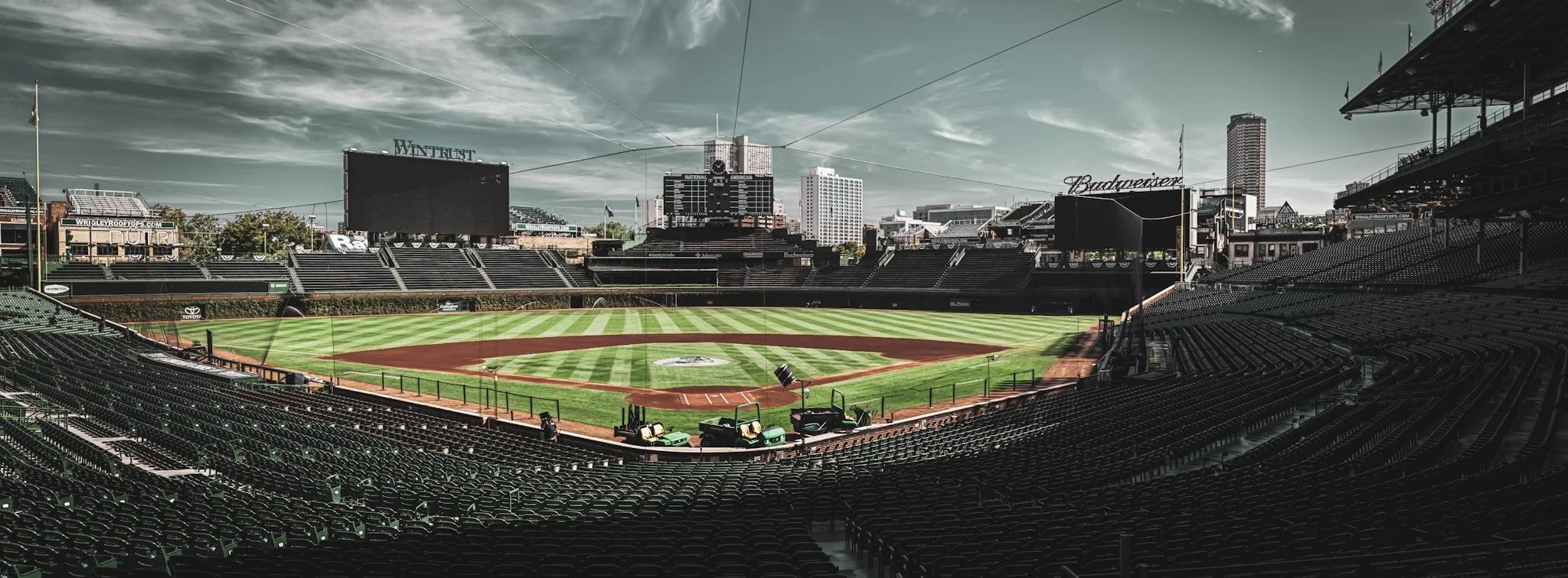 Wrigley+Field+Chicago.jpg