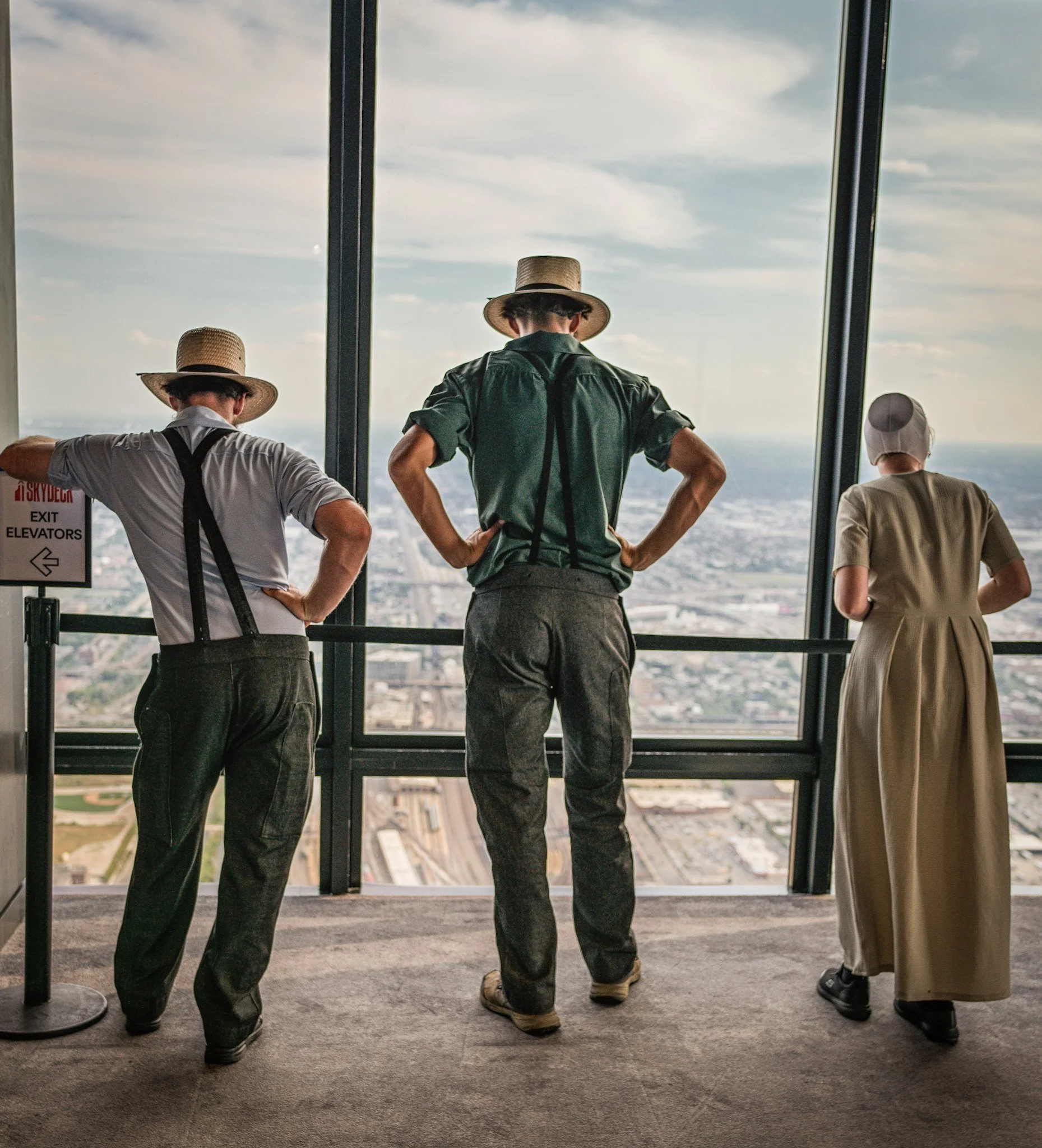 Amish+Chicago.jpg