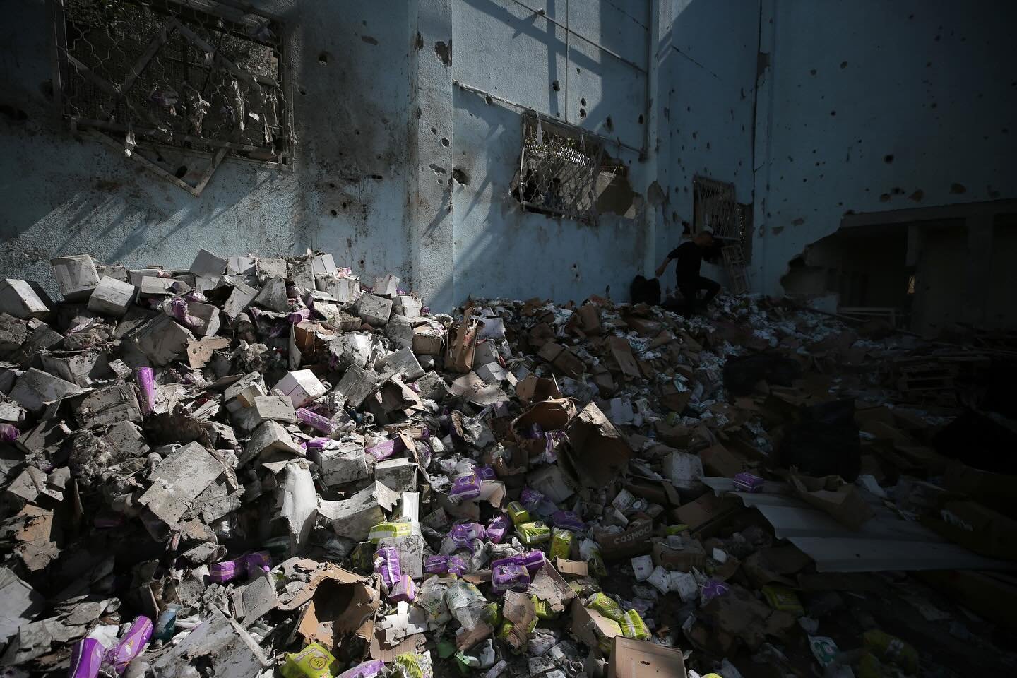 Photo by Yasser Qudih