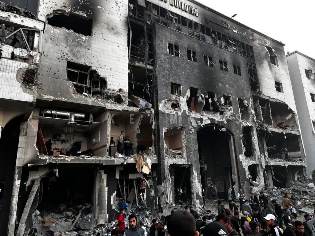 Gaza hospital bombed by Israeli Military