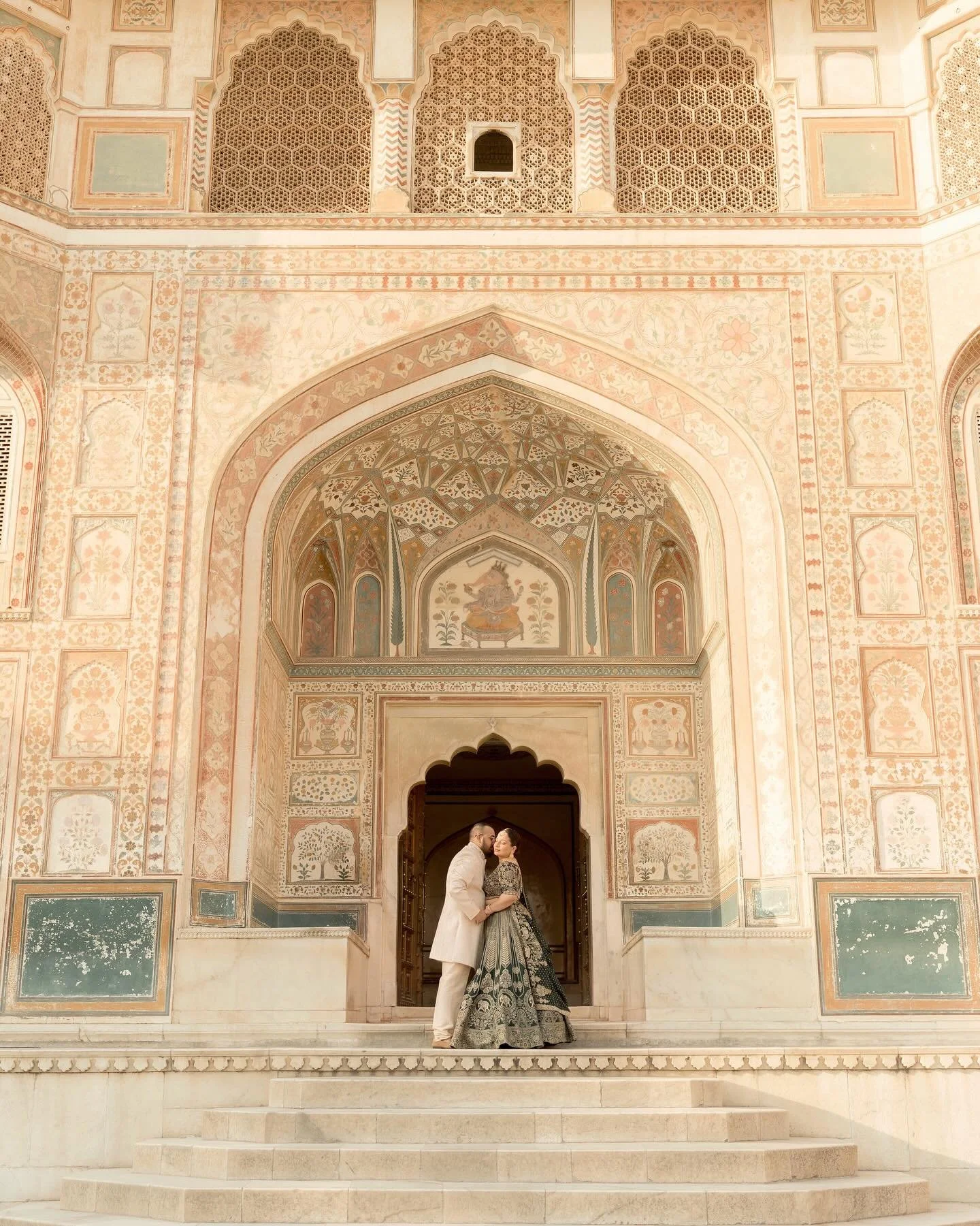 Jaipur Diaries 🤍🇮🇳

Meghan &amp; Mikey

#indianwedding #jaipurphotography #jaipurpreshoot #preshootphotography #indianweddingphotography