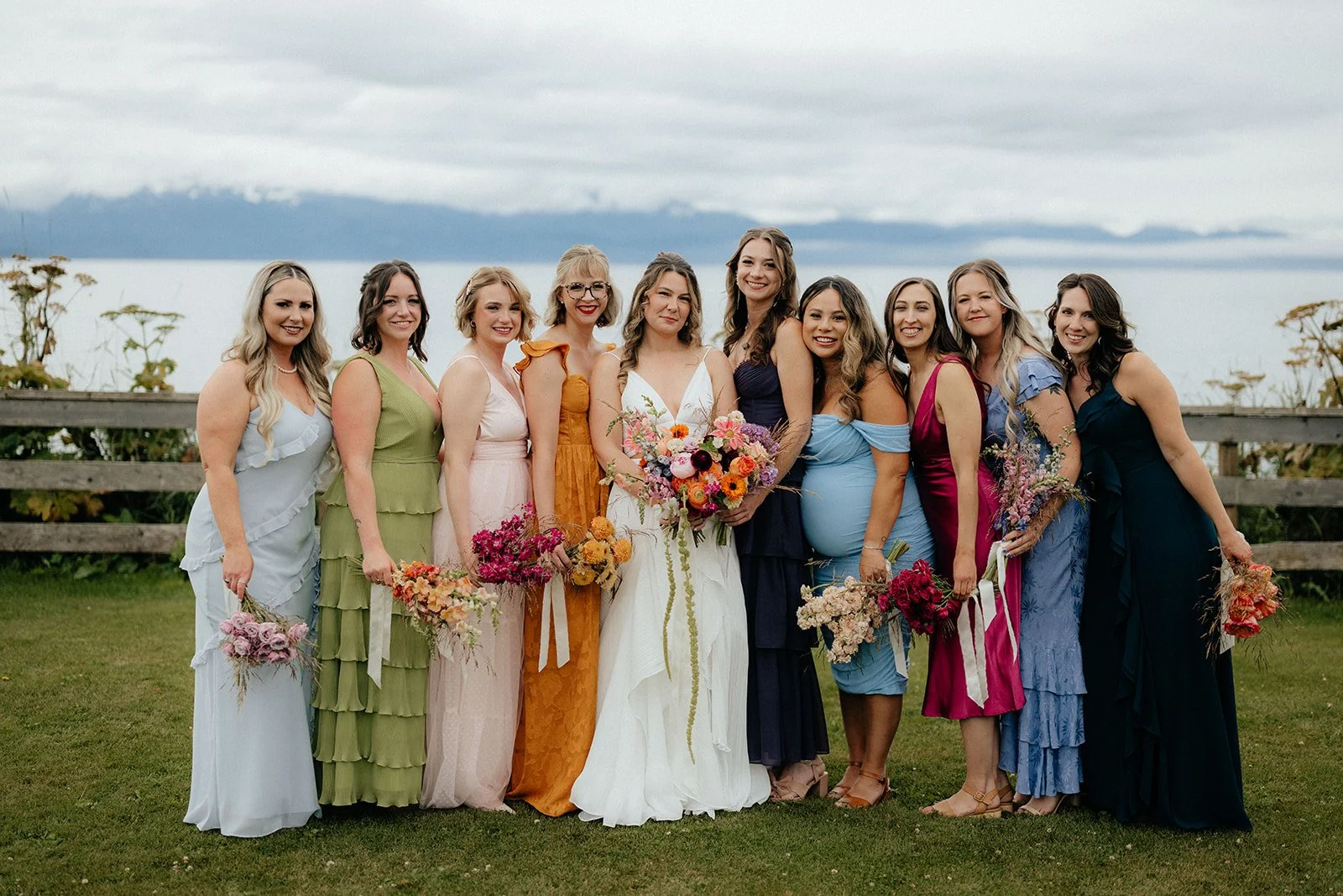 Hanna+Brandt_Driftwood-Inn-Wedding_EmeliaKPhotography-13_websize.jpg