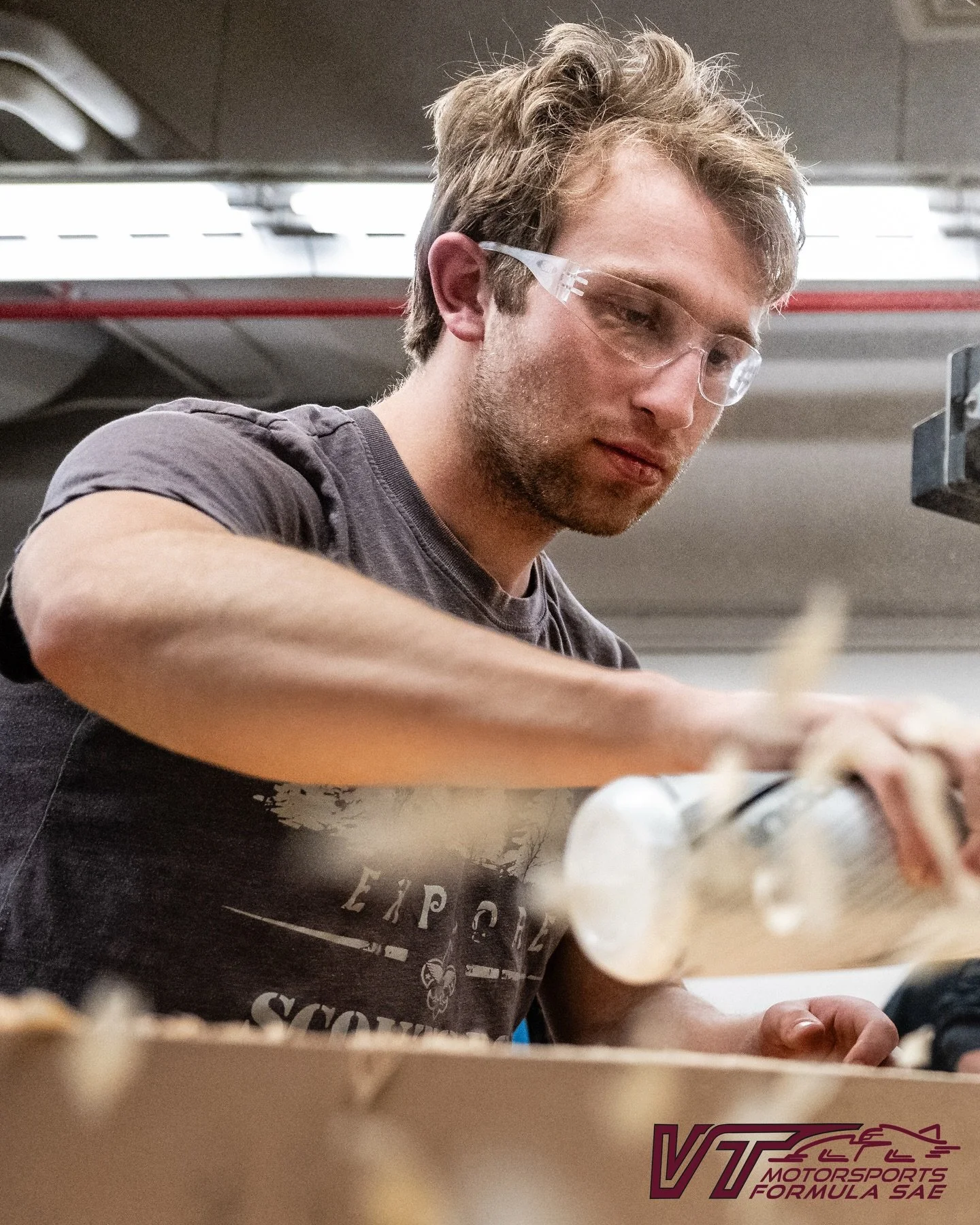 Chips flying

#formulasae #formulastudent #manufacturing #machining #machineshop