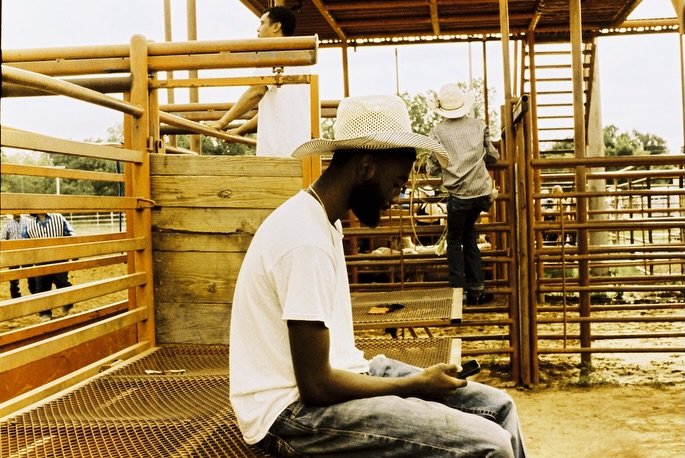 We Rodeo

📸- Hero