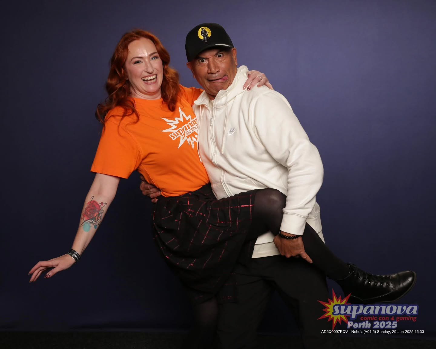 I spent the weekend at Supanova as PA to @tem_morrison - such a lovely, gracious guest with incredible fans. Couldn't think of a better way to blow off the last of my jet lag from my holiday in America.
Not to be outdone by previous photo poses with