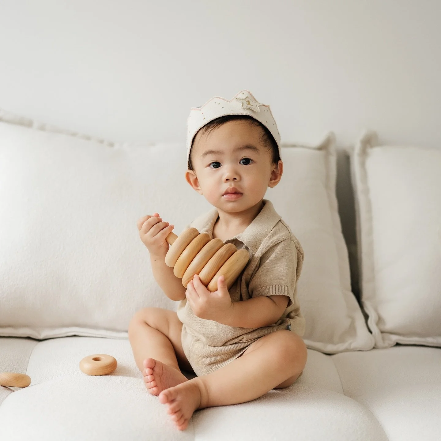 Milestone session for this handsome birthday boy 🎂 #MilestoneSession #SmashCakeSession #CakeSmashPhotography #FirstBirthdayPhotos #BabyTurnsOne #OneYearSession #BabyMilestone #PortlandBabyPhotographer #PortlandFamilyPhotographer #BeavertonPhotograph