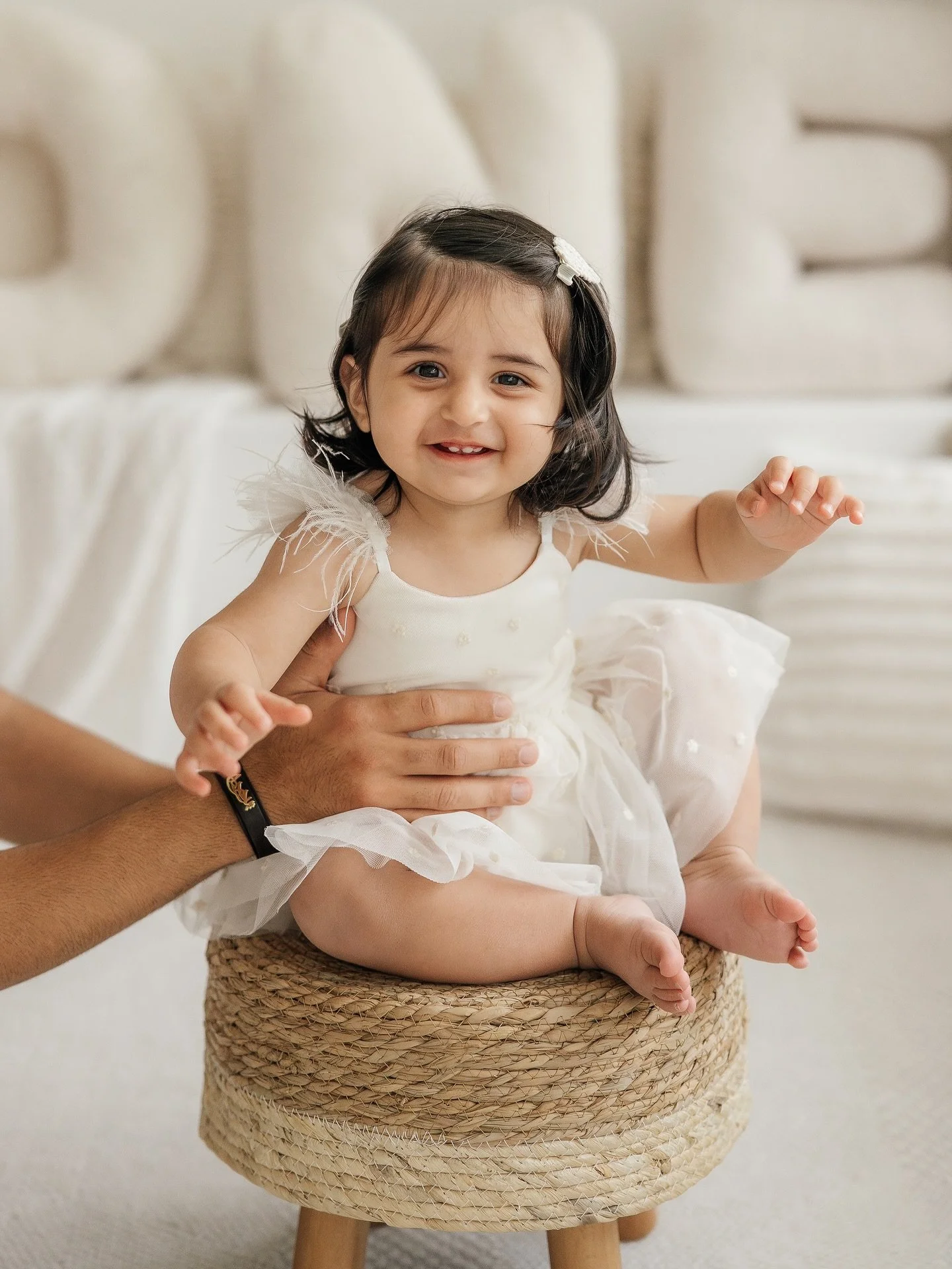 The first year goes by in a heartbeat &mdash; yet it&rsquo;s filled with so many moments you&rsquo;ll never forget 🤍
Grateful to capture this beautiful little chapter for such a loving family.

#PortlandBabyPhotographer #PortlandFamilyPhotographer #