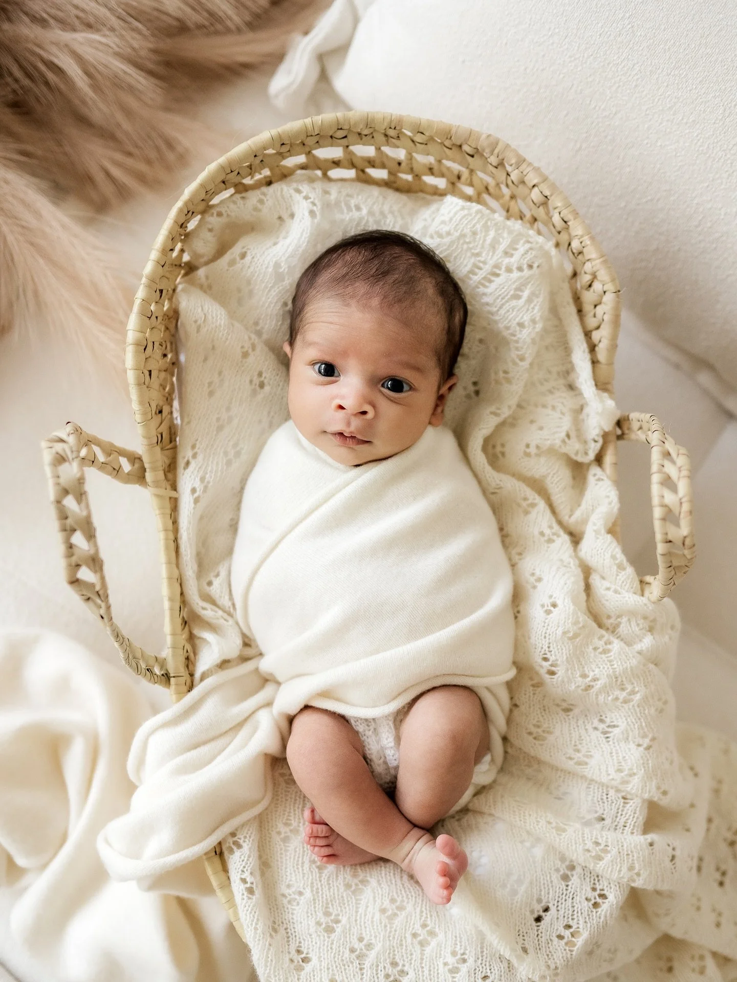 She&rsquo;s so tiny, and she&rsquo;s already changed everything. 🤍
Every time I photograph a newborn, I&rsquo;m reminded how quickly this stage passes.
Today she&rsquo;s sleeping in your arms, and tomorrow she&rsquo;ll be smiling back at you.

These
