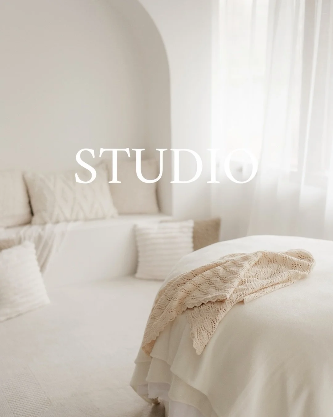 Welcome to my studio 🤍
A space I&rsquo;ve fully created &mdash; and keep changing and improving all the time.
I never sit still&hellip; that&rsquo;s just who I am.
And yes, my husband is slightly in shock because he&rsquo;s the one who has to bring 