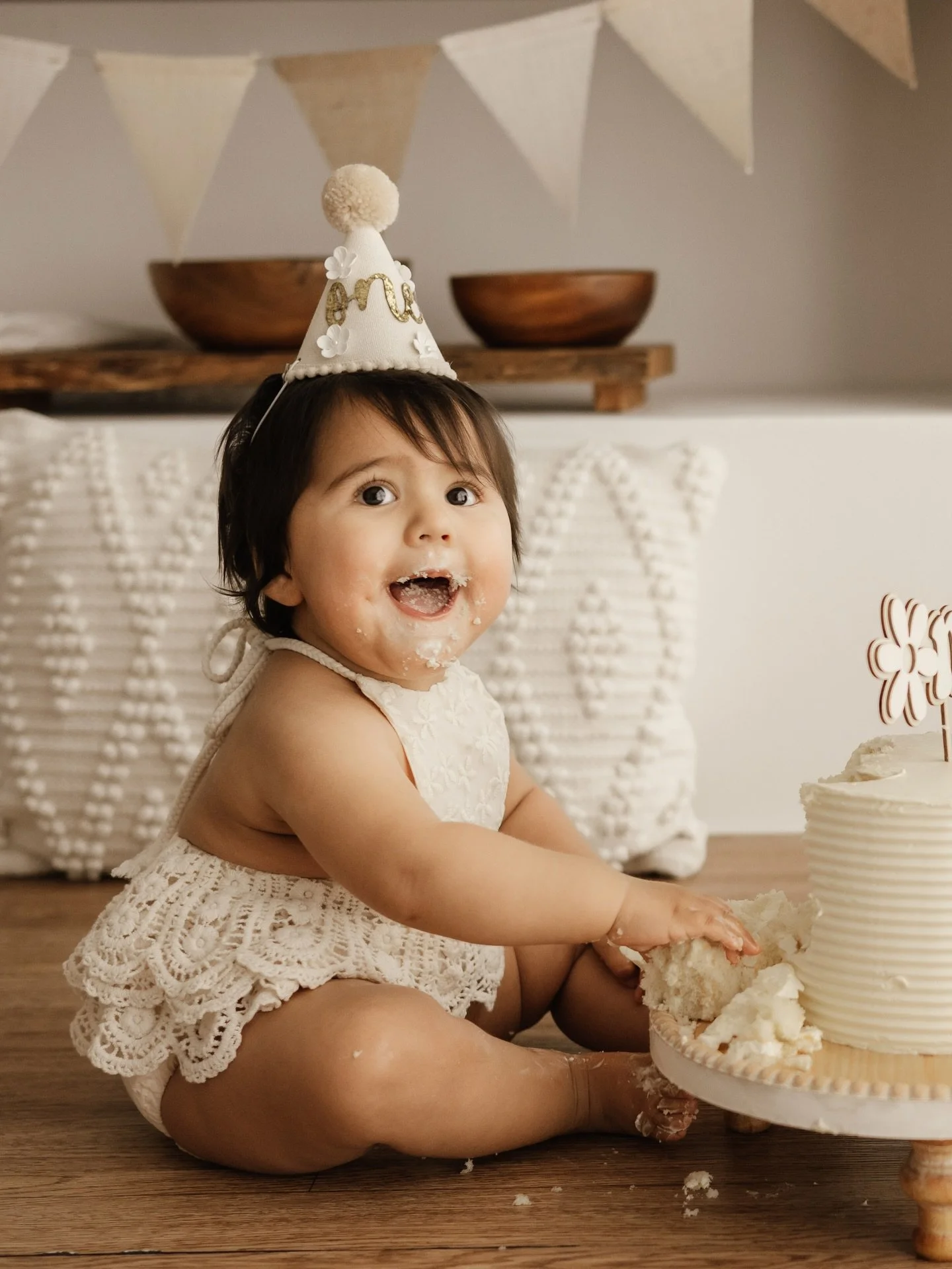 Smash &amp; Splash sessions are quickly becoming one of my favorite little milestones to photograph 🤍

It&rsquo;s such a sweet way to celebrate the first year &mdash; simple, relaxed, and full of those real expressions you&rsquo;ll want to remember.