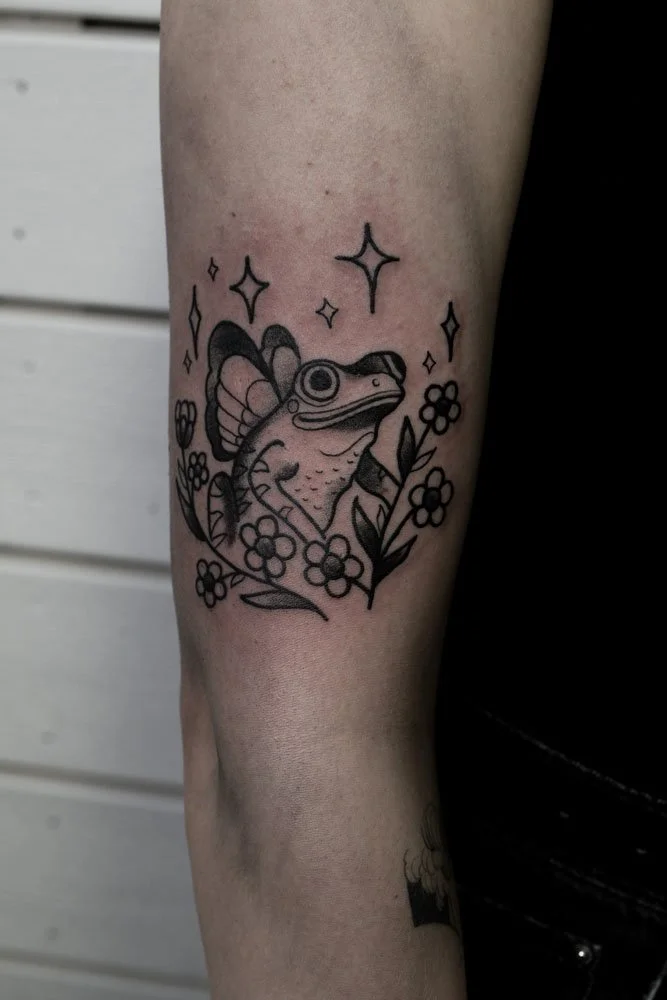sammakko keiju tatuointi frog fairy tattoo