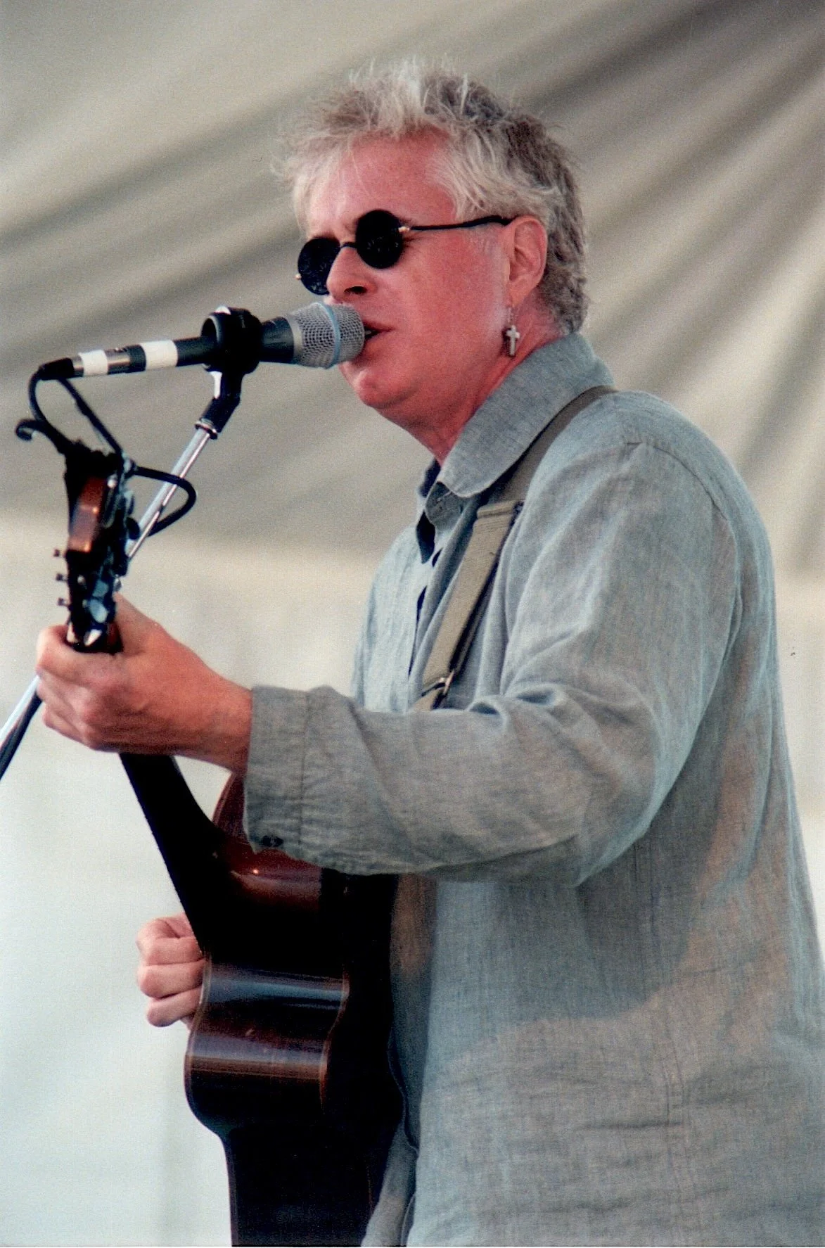 Bruce Cockburn Verde Valley 98_02.jpg