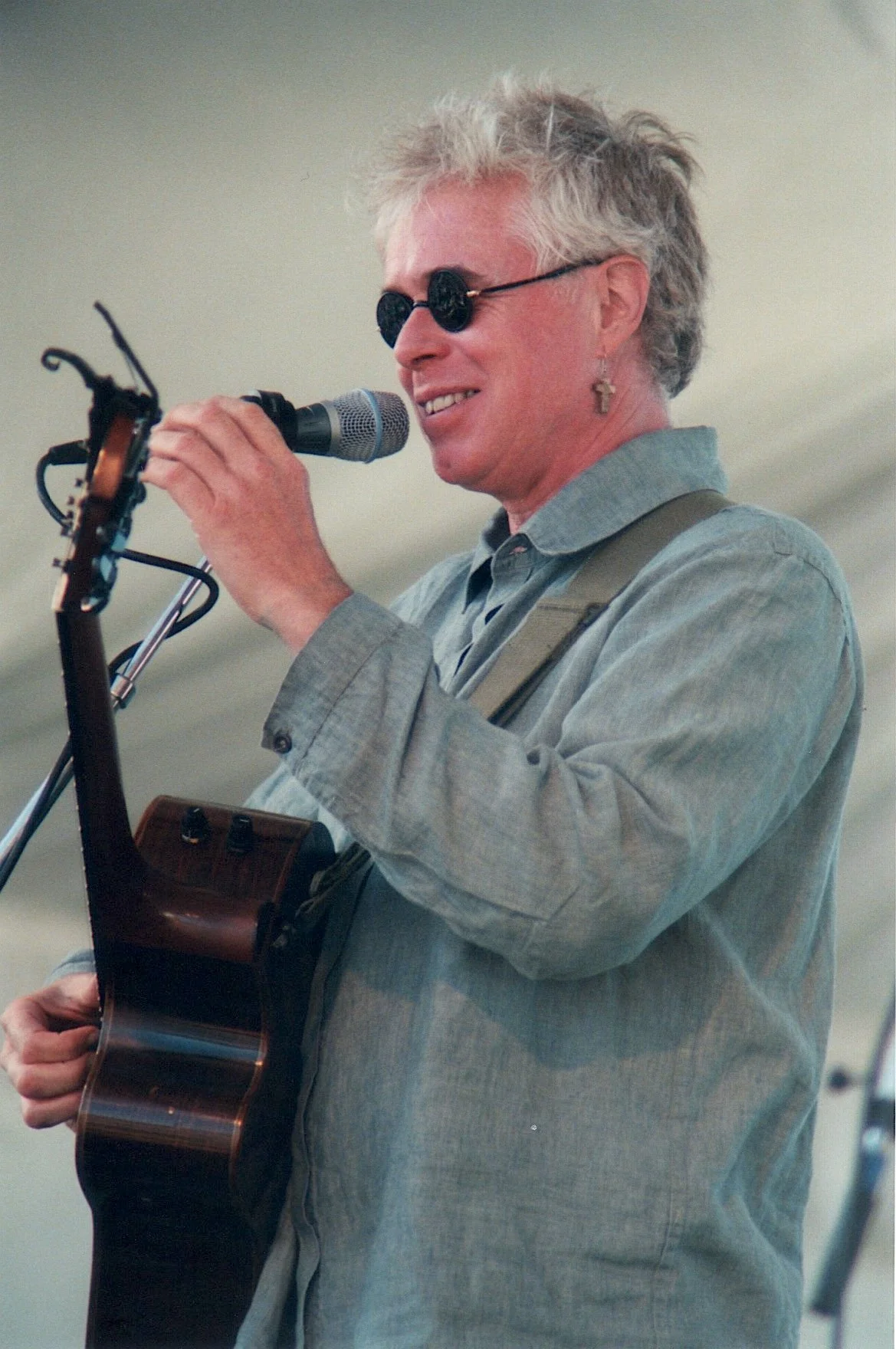 Bruce Cockburn Verde Valley 98_01.jpg