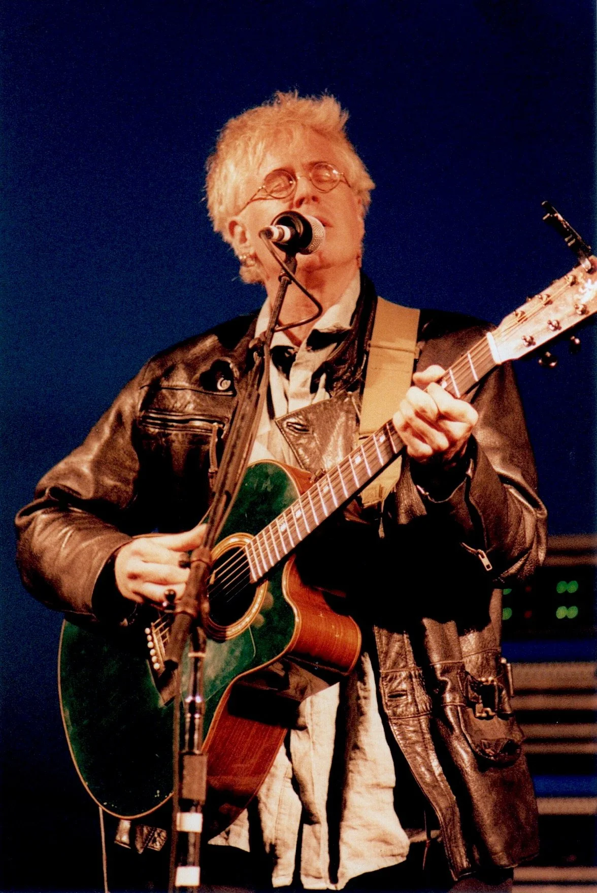 Bruce Cockburn Verde Valley 98_04.jpg