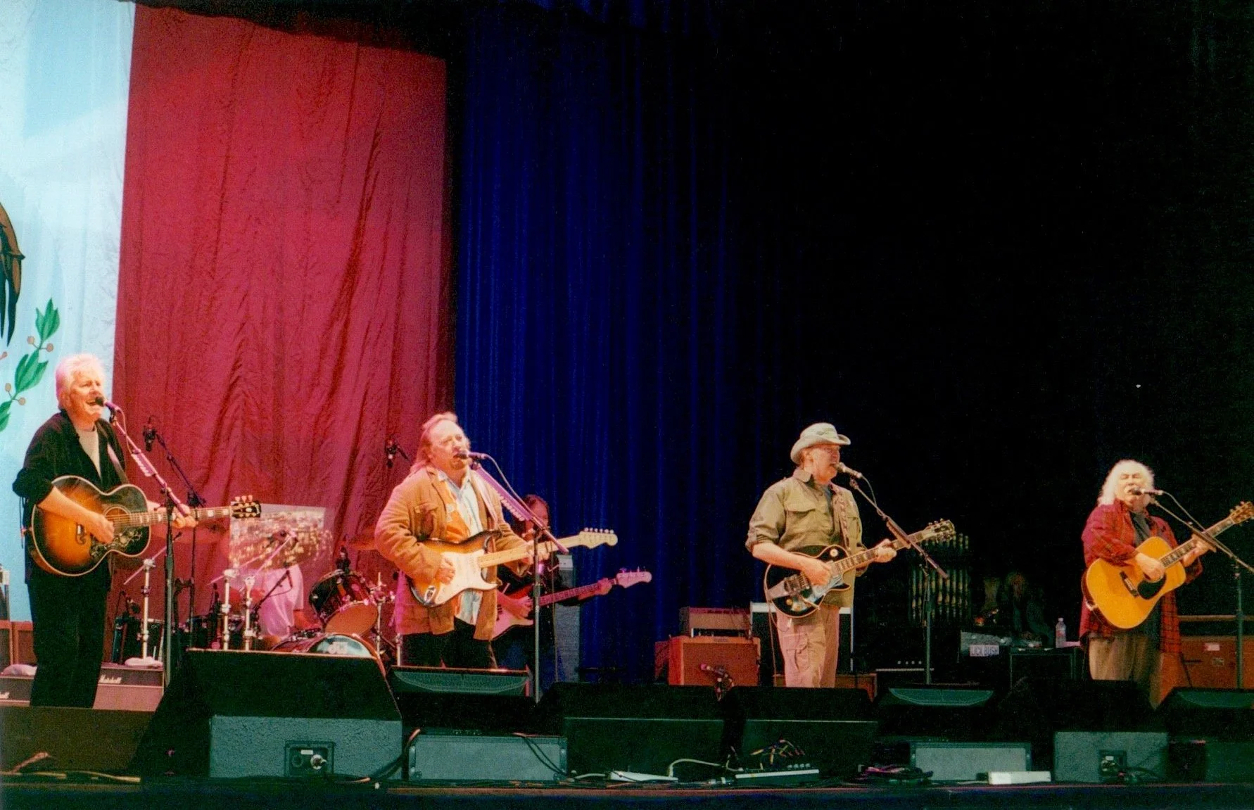 CSNY Clark Co Amp 06_06.jpg