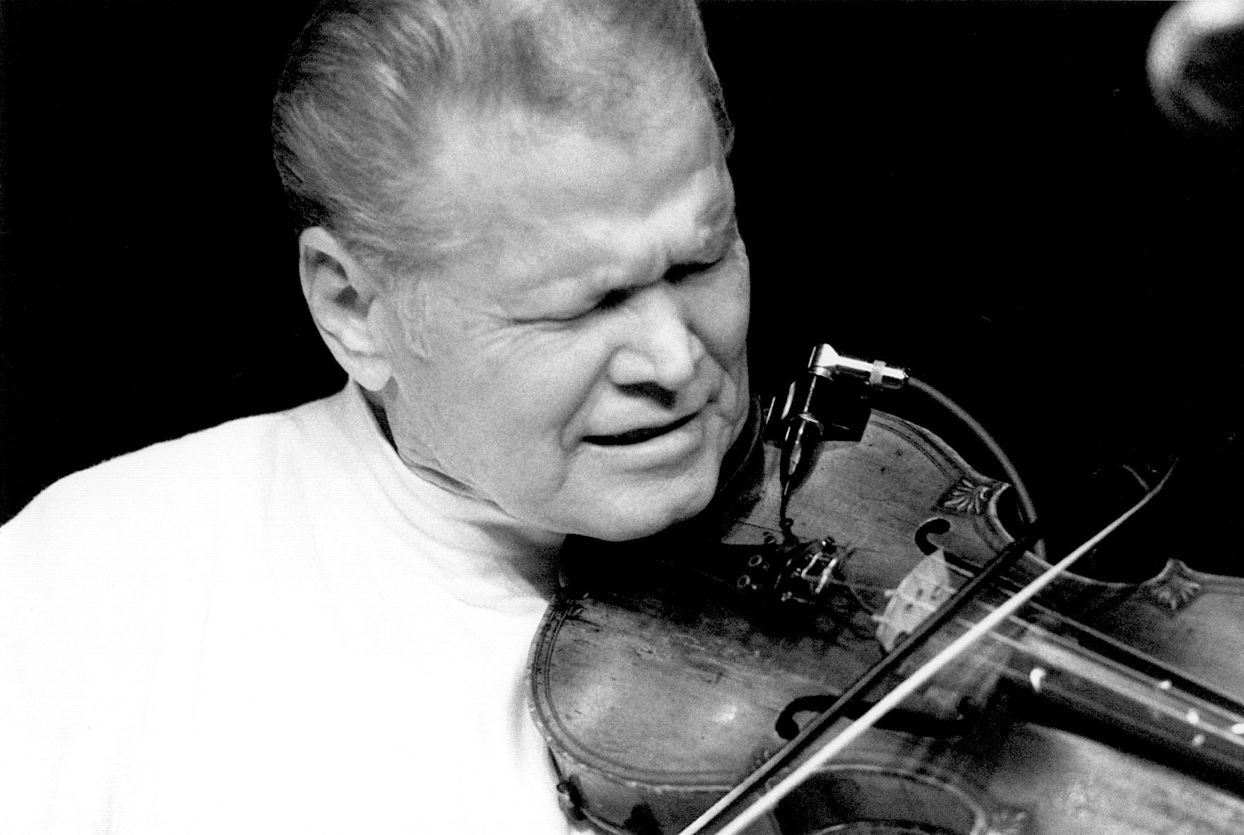 Vassar Clements WOW Hall 99_03.jpg