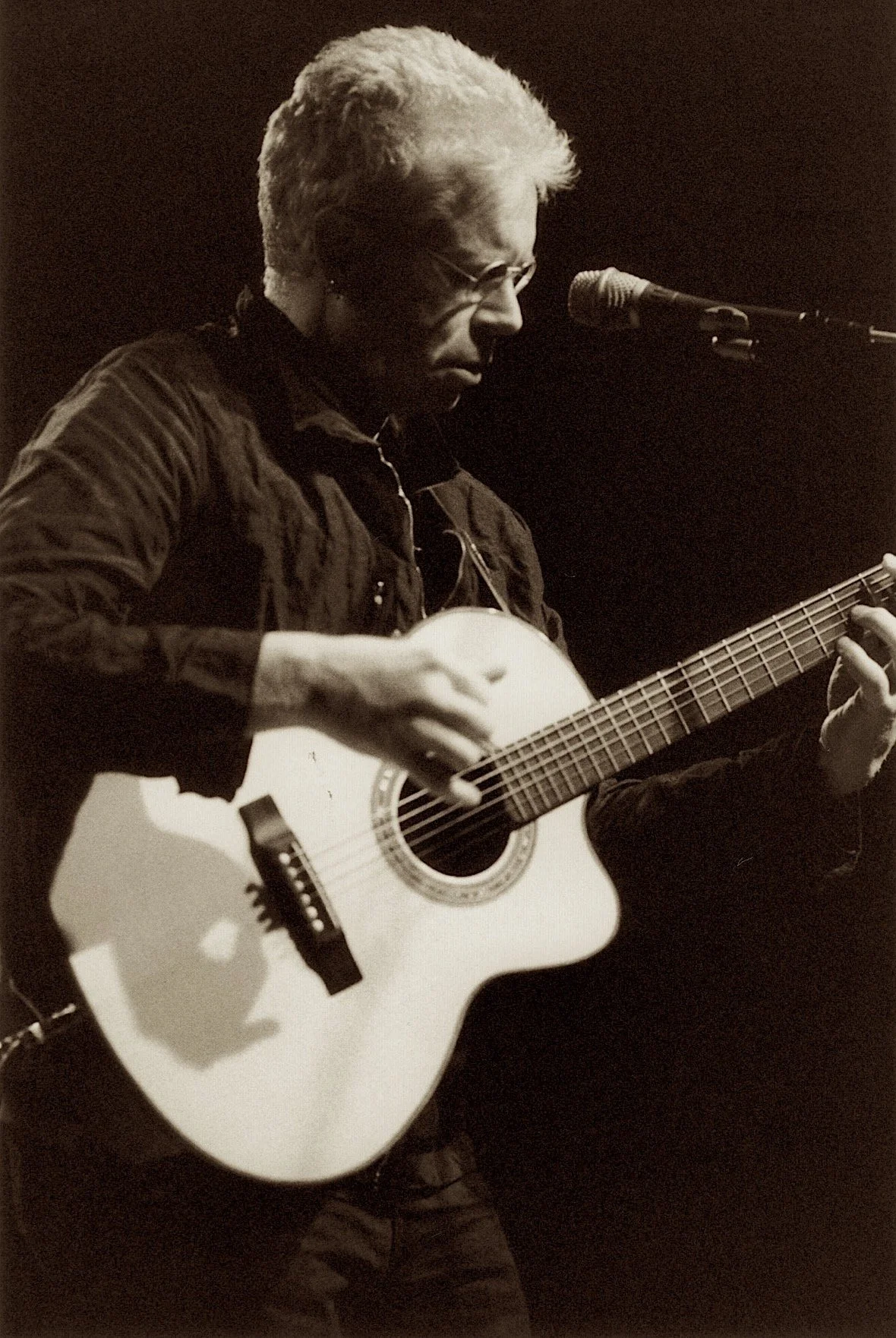 Bruce Cockburn Aladdin Theatre 02_03.jpg