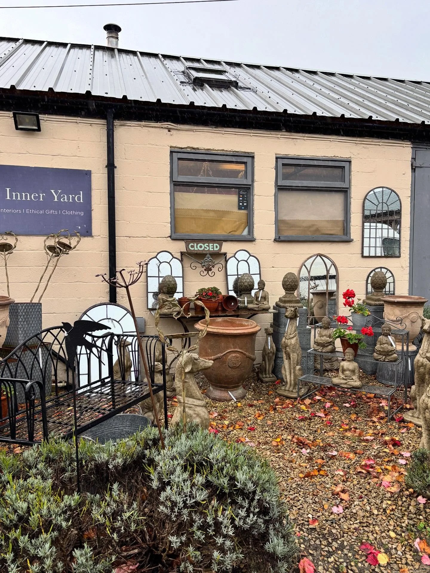 Just a reminder we&rsquo;re closed today as we finish off our Christmas makeover🎄

We&rsquo;ll see lots of you tonight for our Christmas Shopping Evening starting at 4pm (until 9pm)!🎅🤶🥂