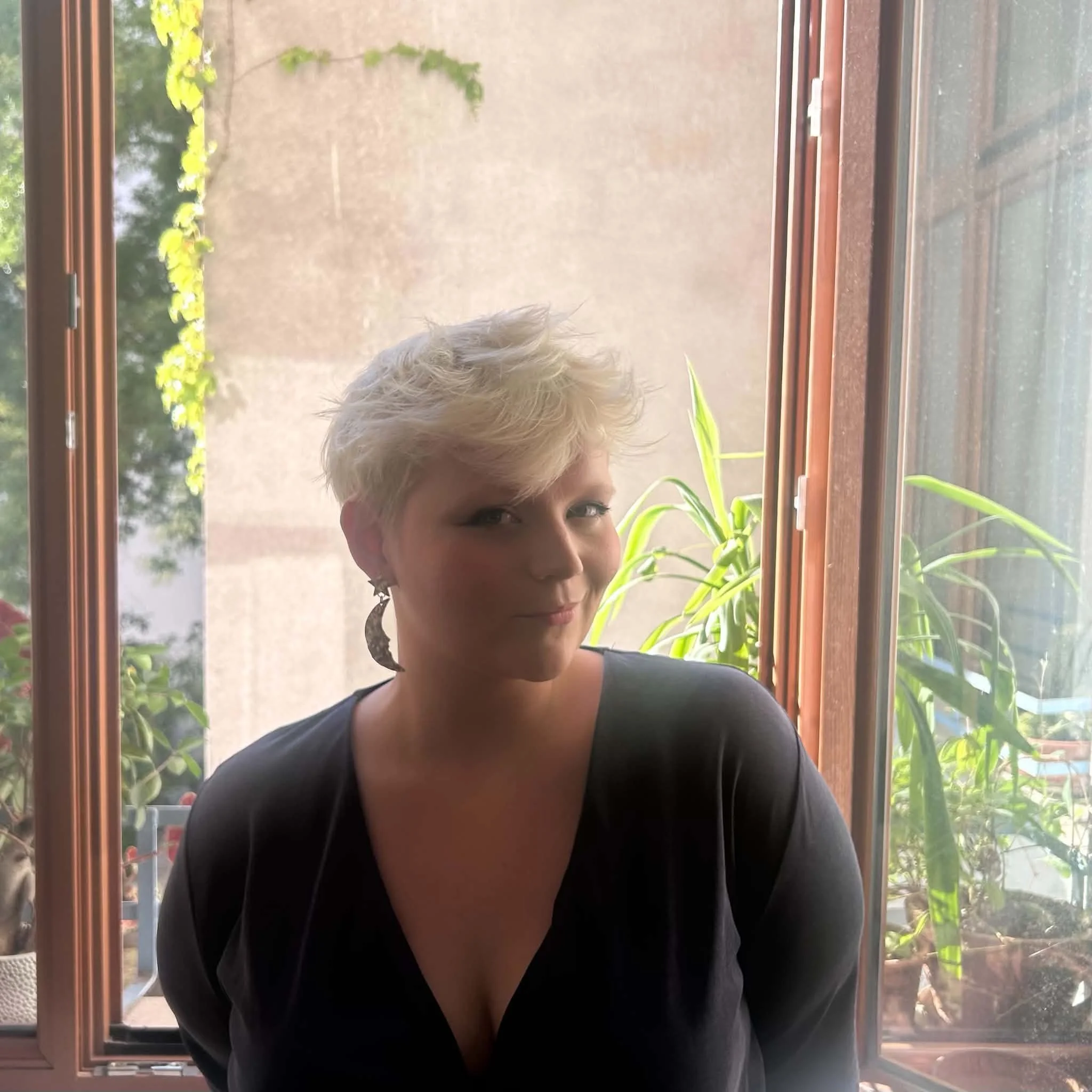 LÉA HOMEZ