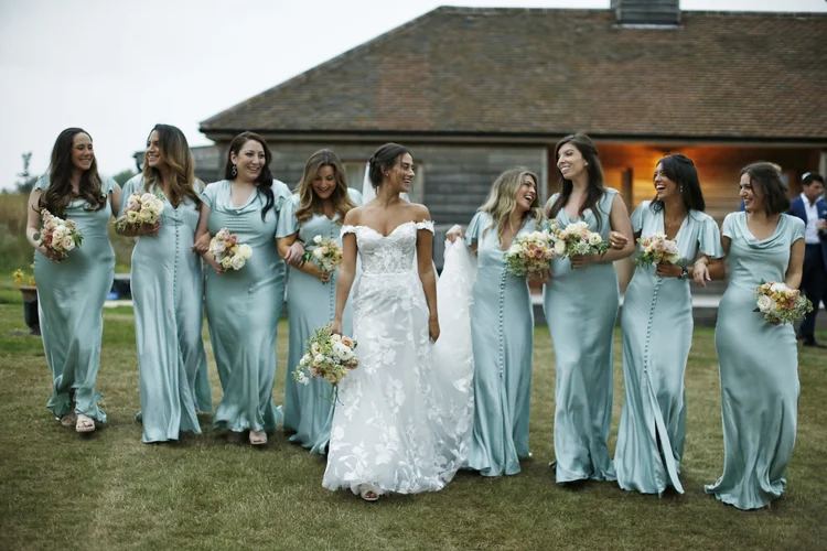 UK wedding photography by Brett Harkness