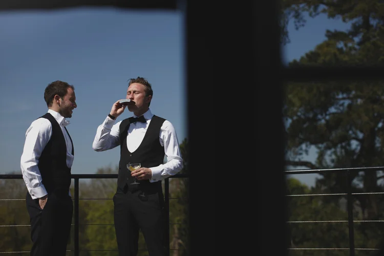 UK wedding photography by Brett Harkness