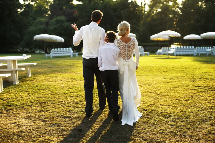 UK wedding photography by Brett Harkness