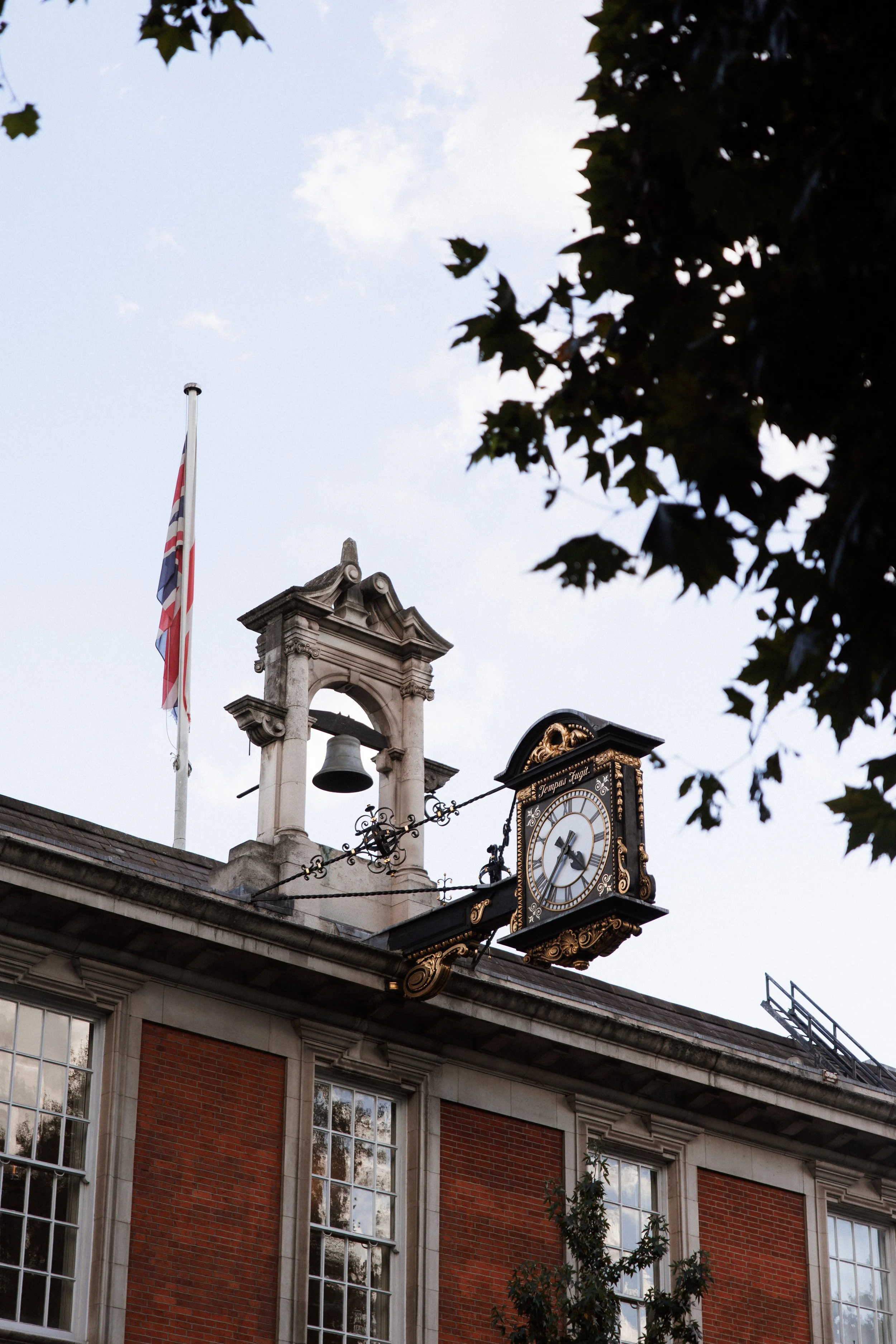 Chelsea Town Hall Wedding Photography London -3.jpg