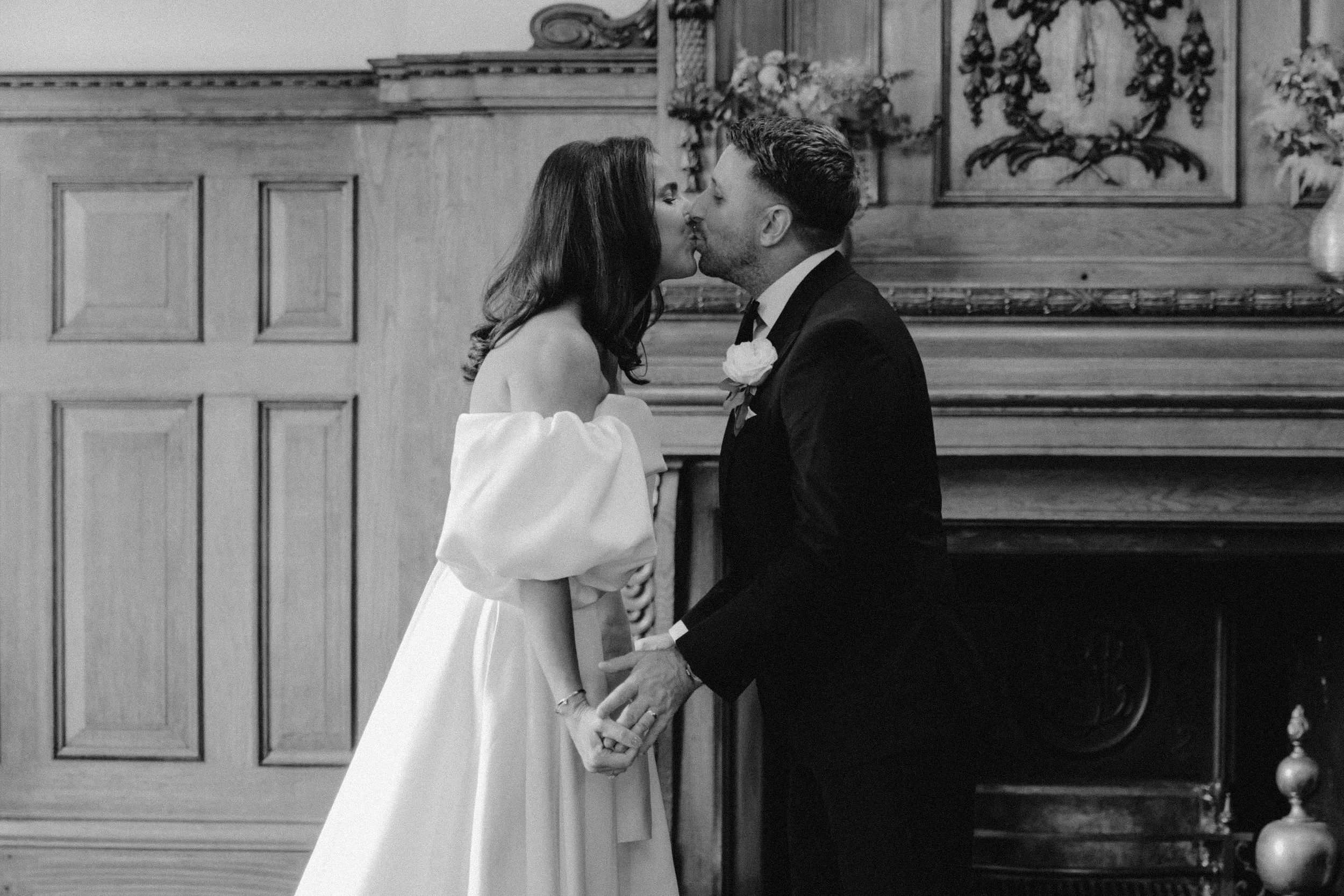 Islington Town Hall Wedding Photography-21.jpg