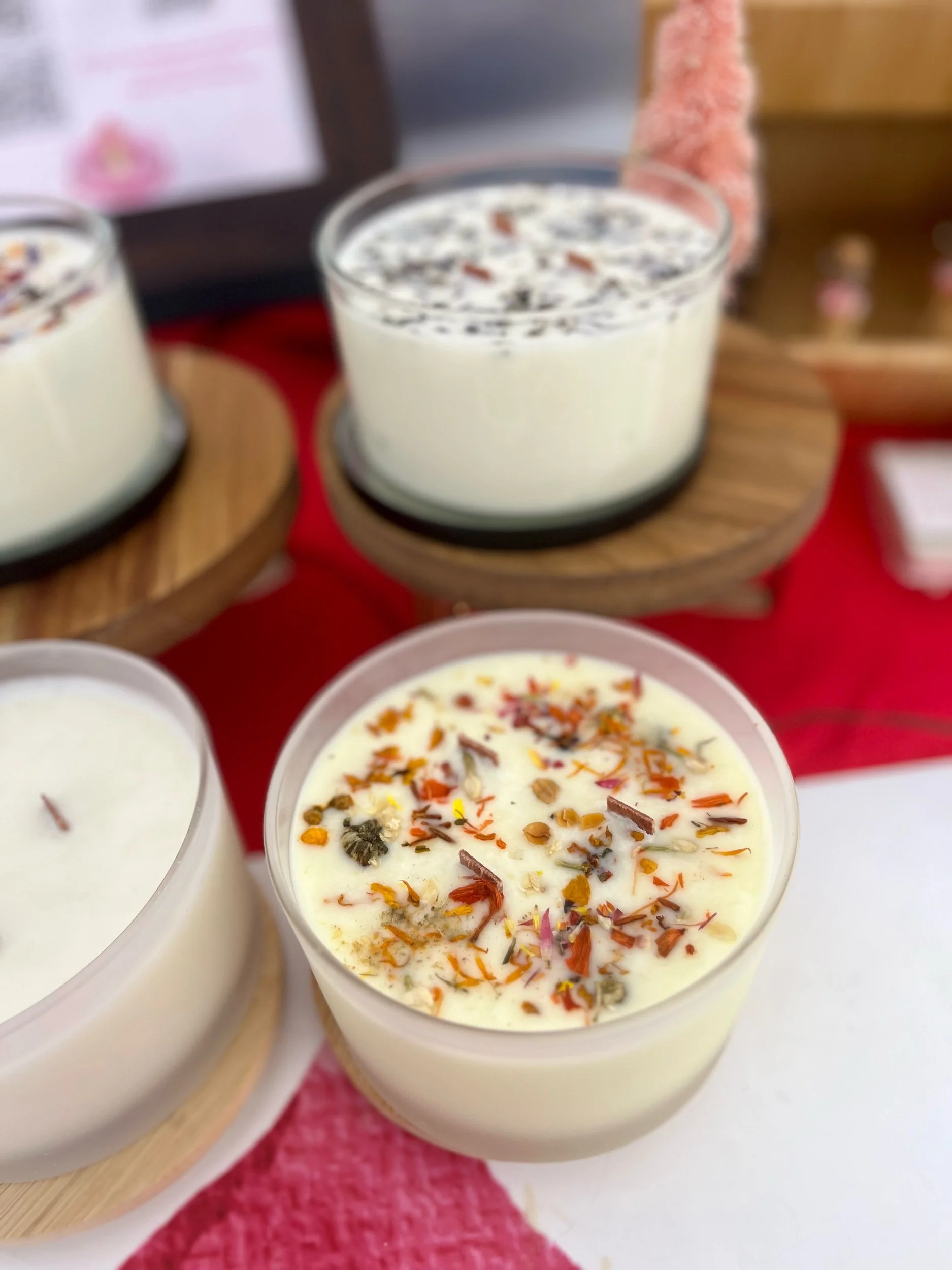 3-wick candle large wood wick candle with floral embeds, great for gift giving